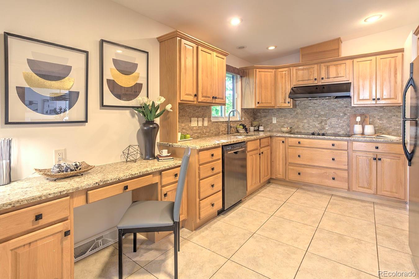MLS Image #8 for 6035 s milwaukee way,centennial, Colorado