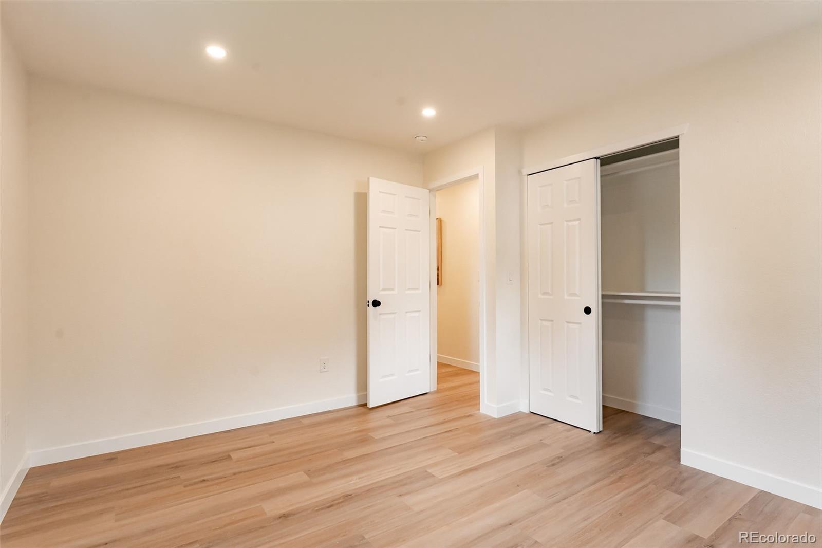 MLS Image #19 for 1279 s raritan ,denver, Colorado