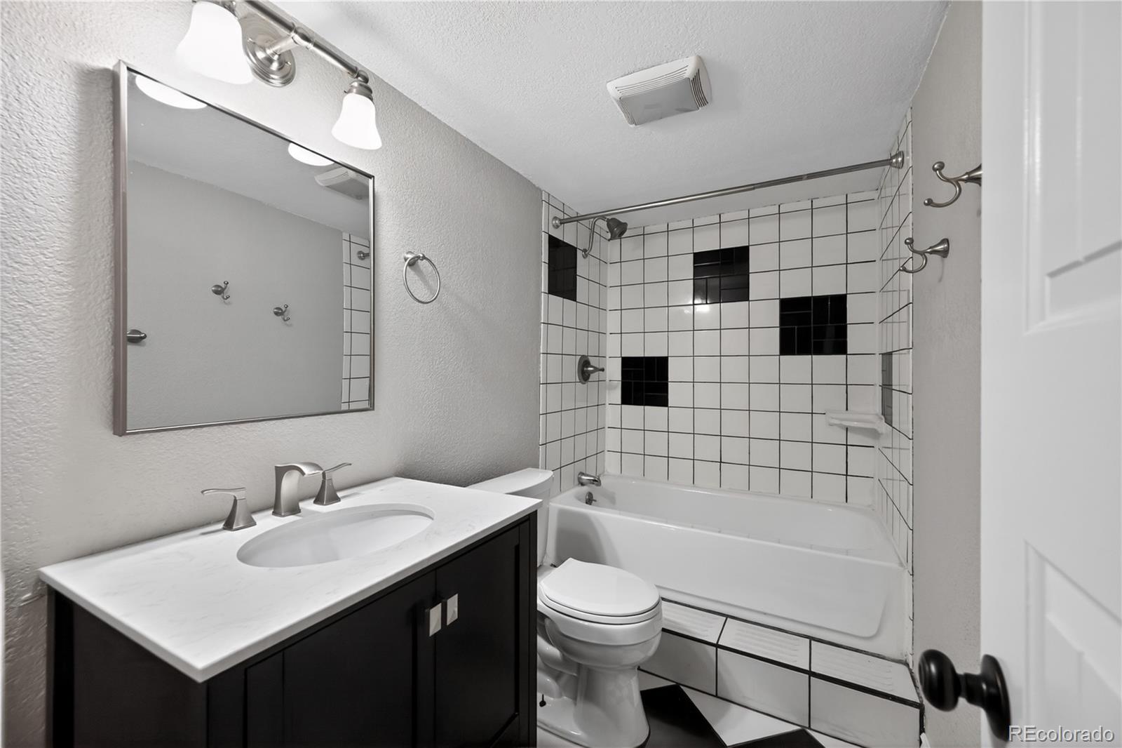 MLS Image #31 for 6258 s madison drive,centennial, Colorado
