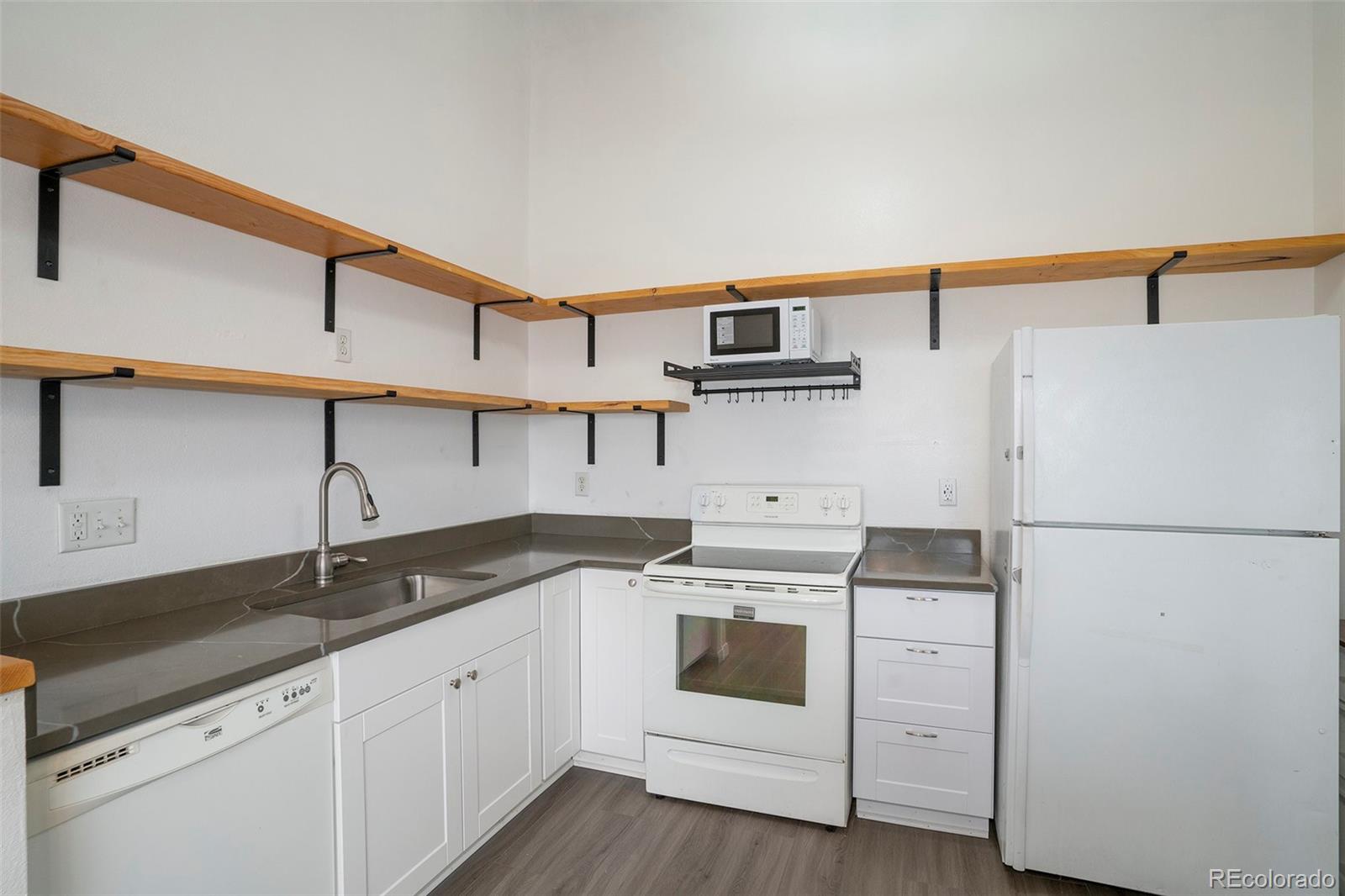 MLS Image #9 for 3405 w 16th street,greeley, Colorado