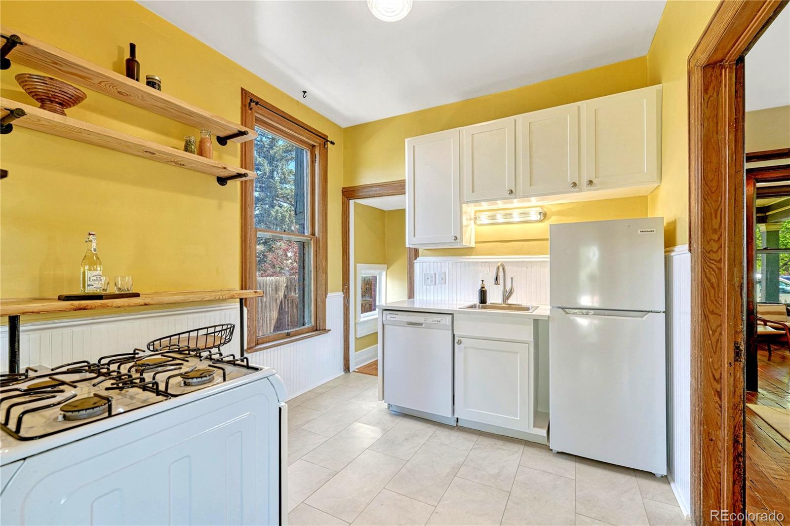 MLS Image #17 for 1557  dallas street,aurora, Colorado