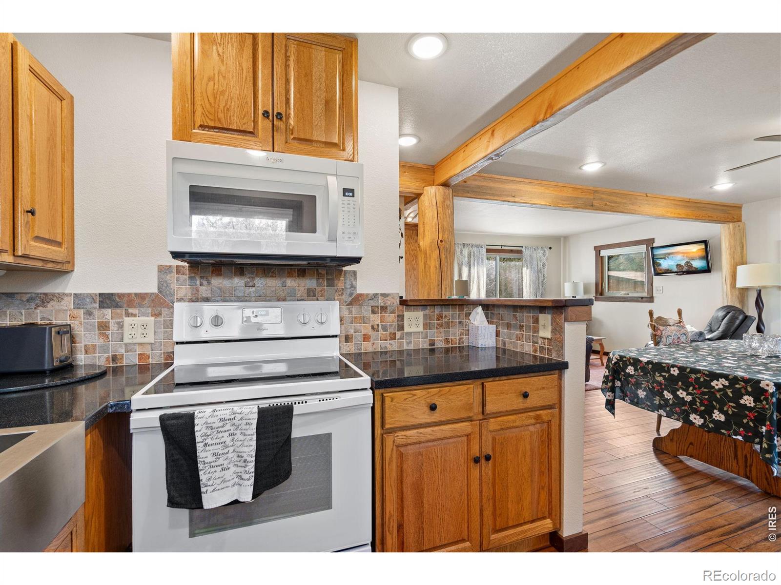 MLS Image #14 for 225  meadow lane,bellvue, Colorado