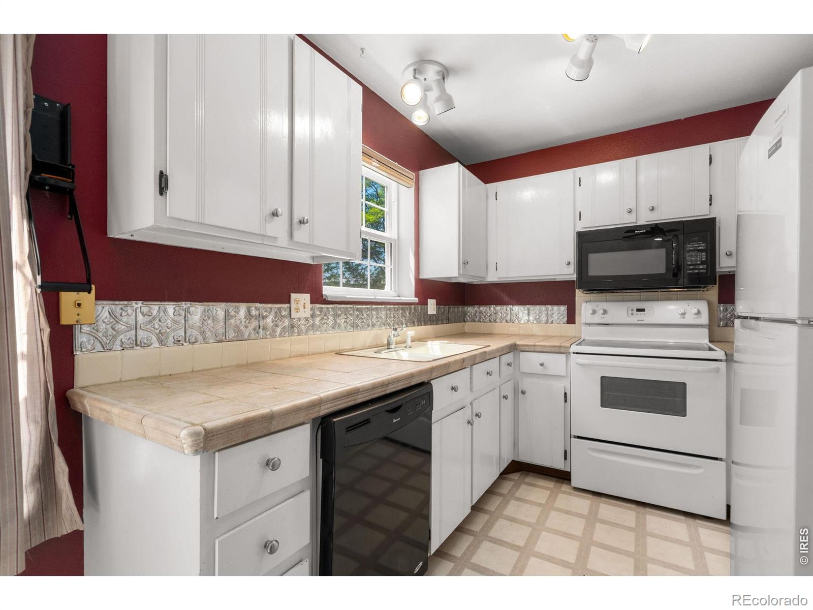 MLS Image #8 for 3200  azalea drive,fort collins, Colorado