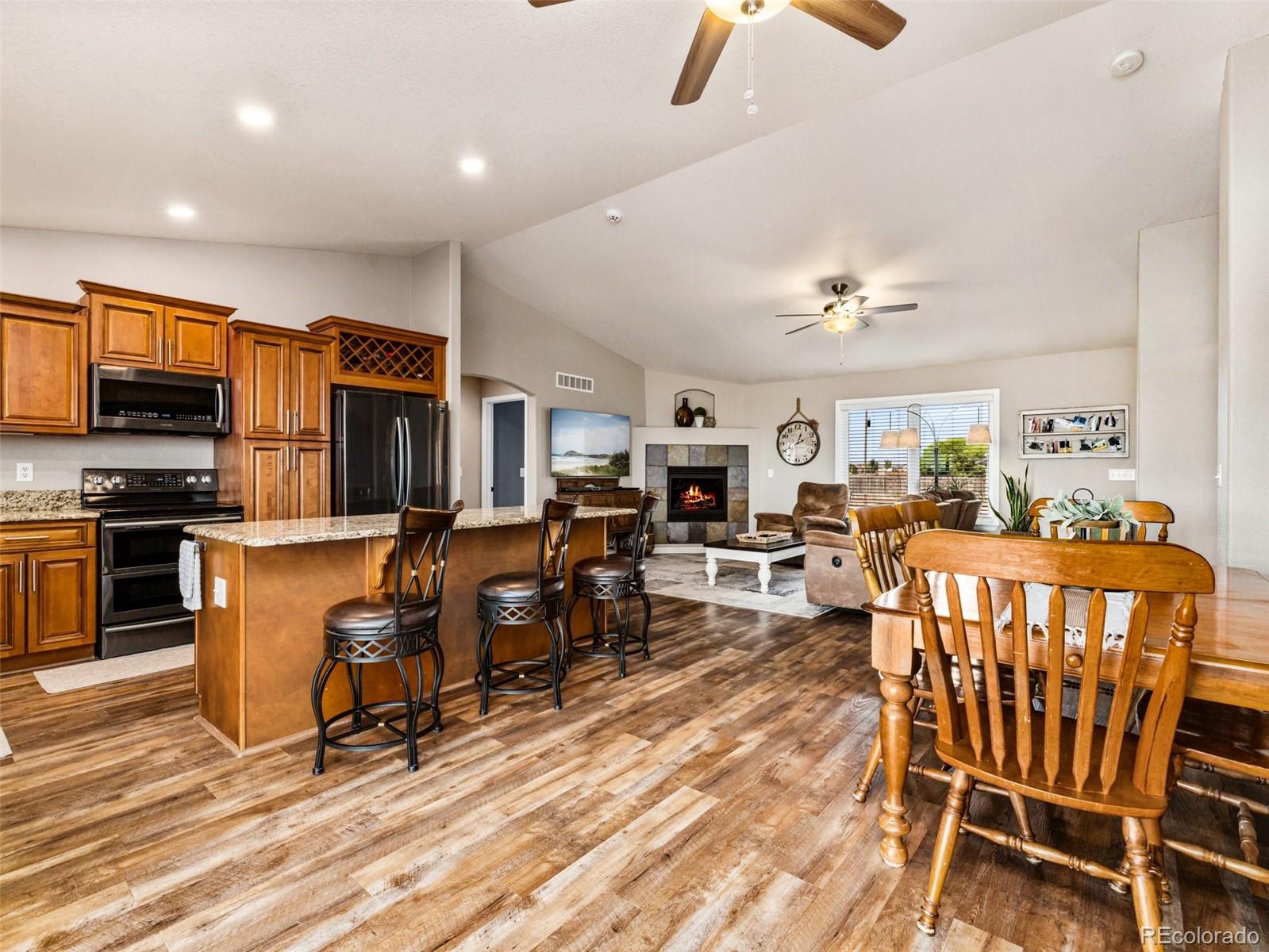 MLS Image #11 for 734 e marigold drive,pueblo, Colorado