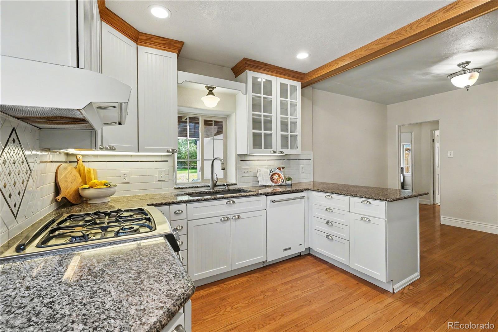 MLS Image #10 for 1616  montview boulevard,greeley, Colorado