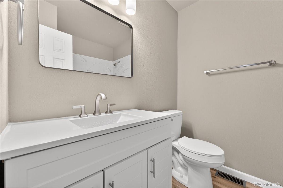 MLS Image #19 for 17696 e loyola drive,aurora, Colorado