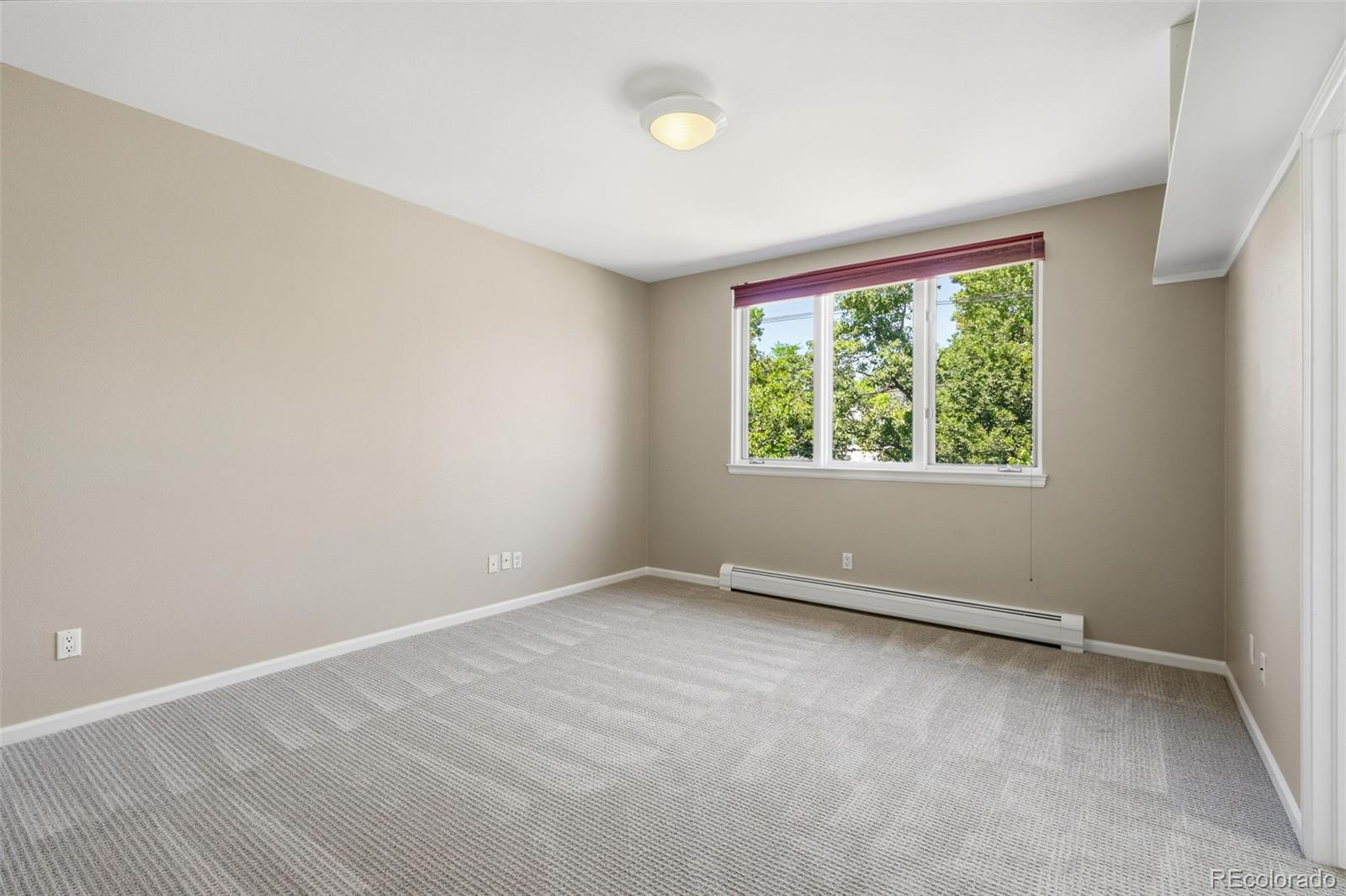 MLS Image #33 for 137  dahlia street,denver, Colorado