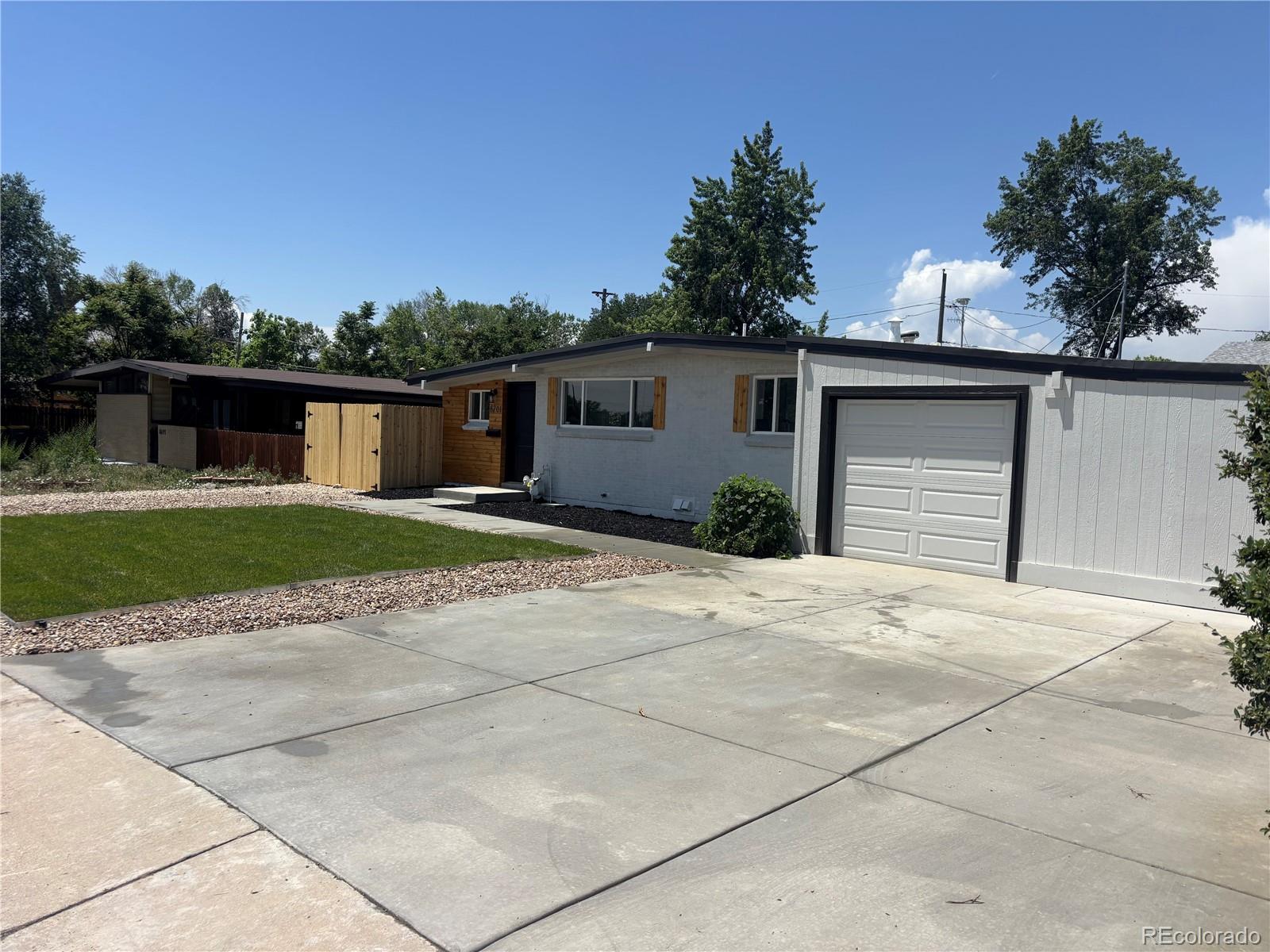 MLS Image #14 for 8701  mcelwain boulevard,denver, Colorado