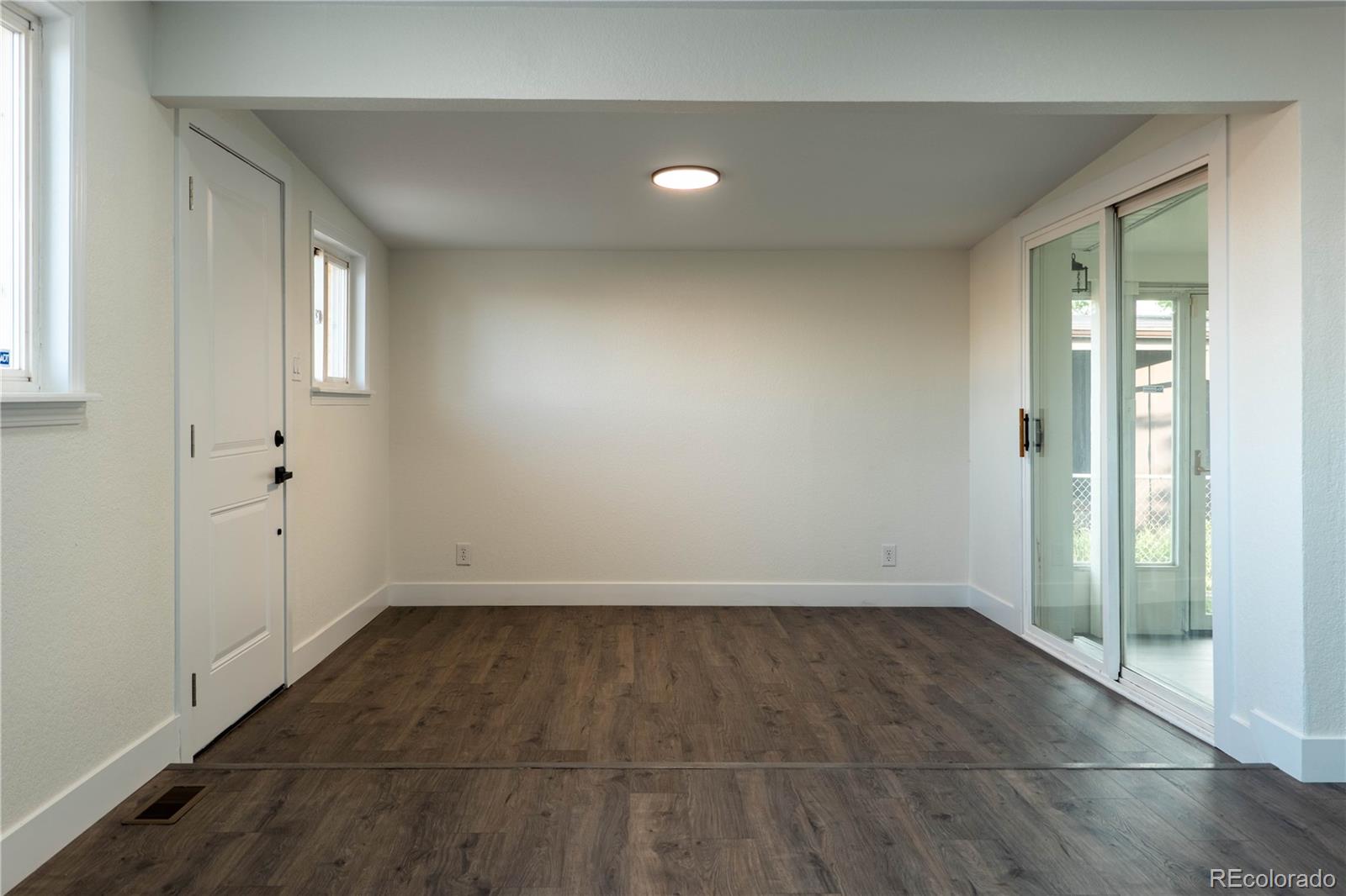 MLS Image #16 for 8701  mcelwain boulevard,denver, Colorado