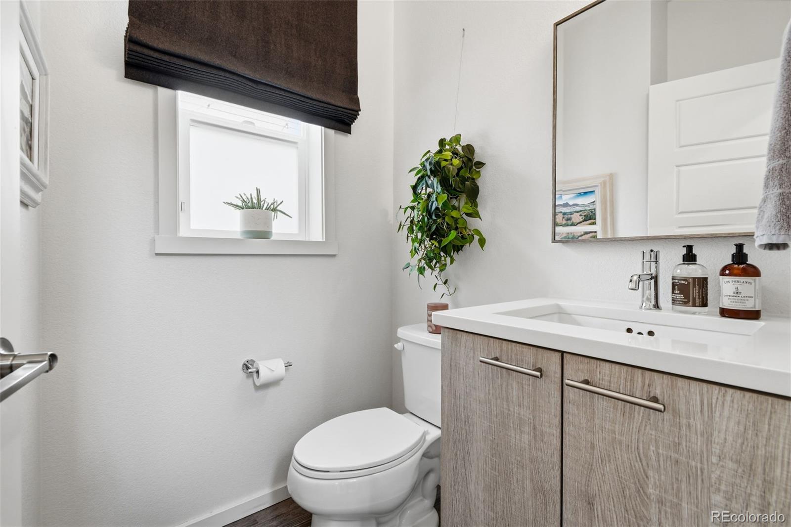 MLS Image #12 for 1933 w 66th avenue,denver, Colorado