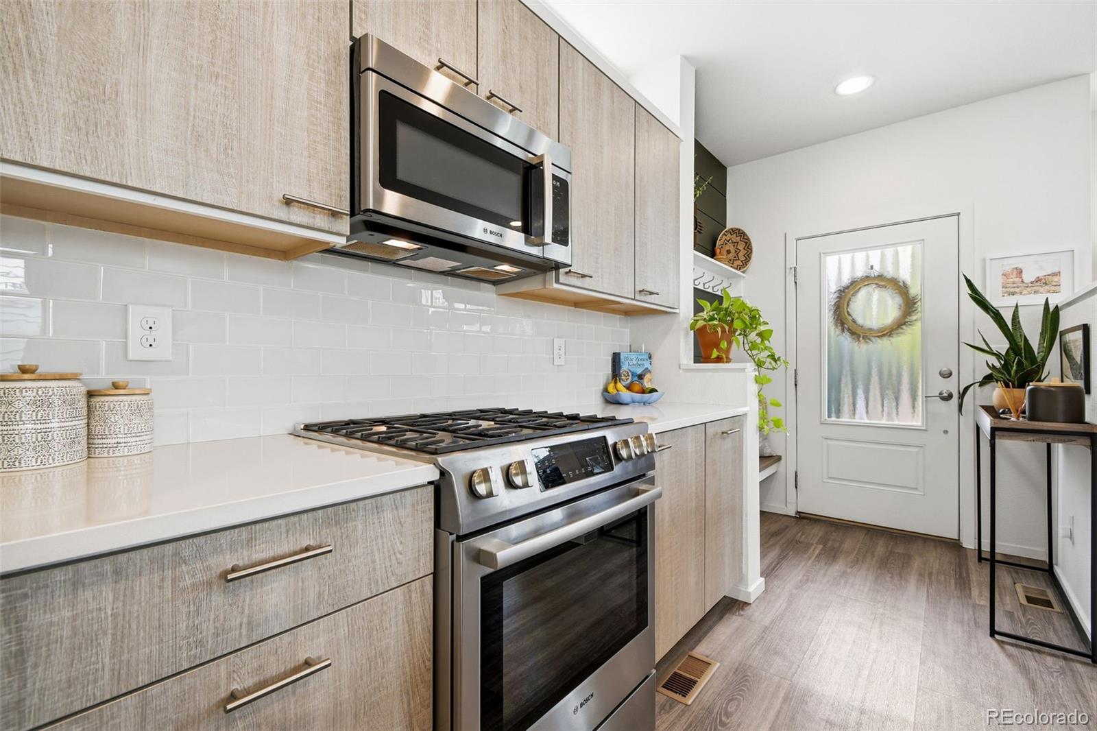 MLS Image #5 for 1933 w 66th avenue,denver, Colorado