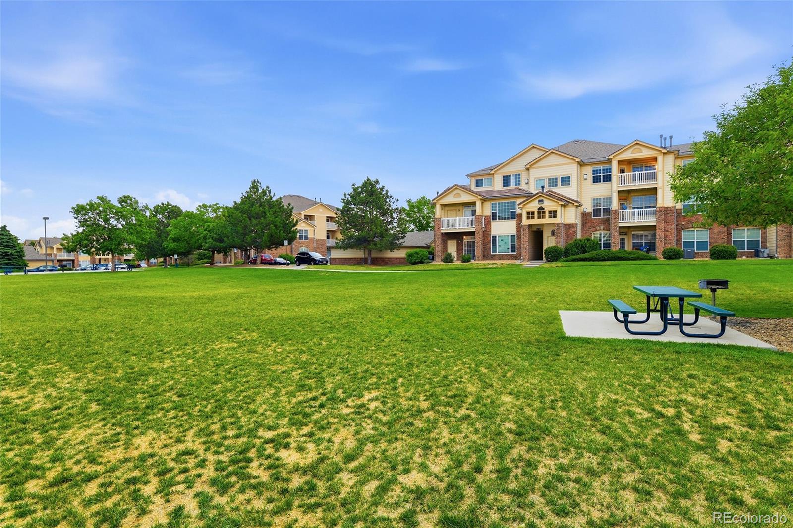 MLS Image #11 for 5733 n gibralter way,aurora, Colorado