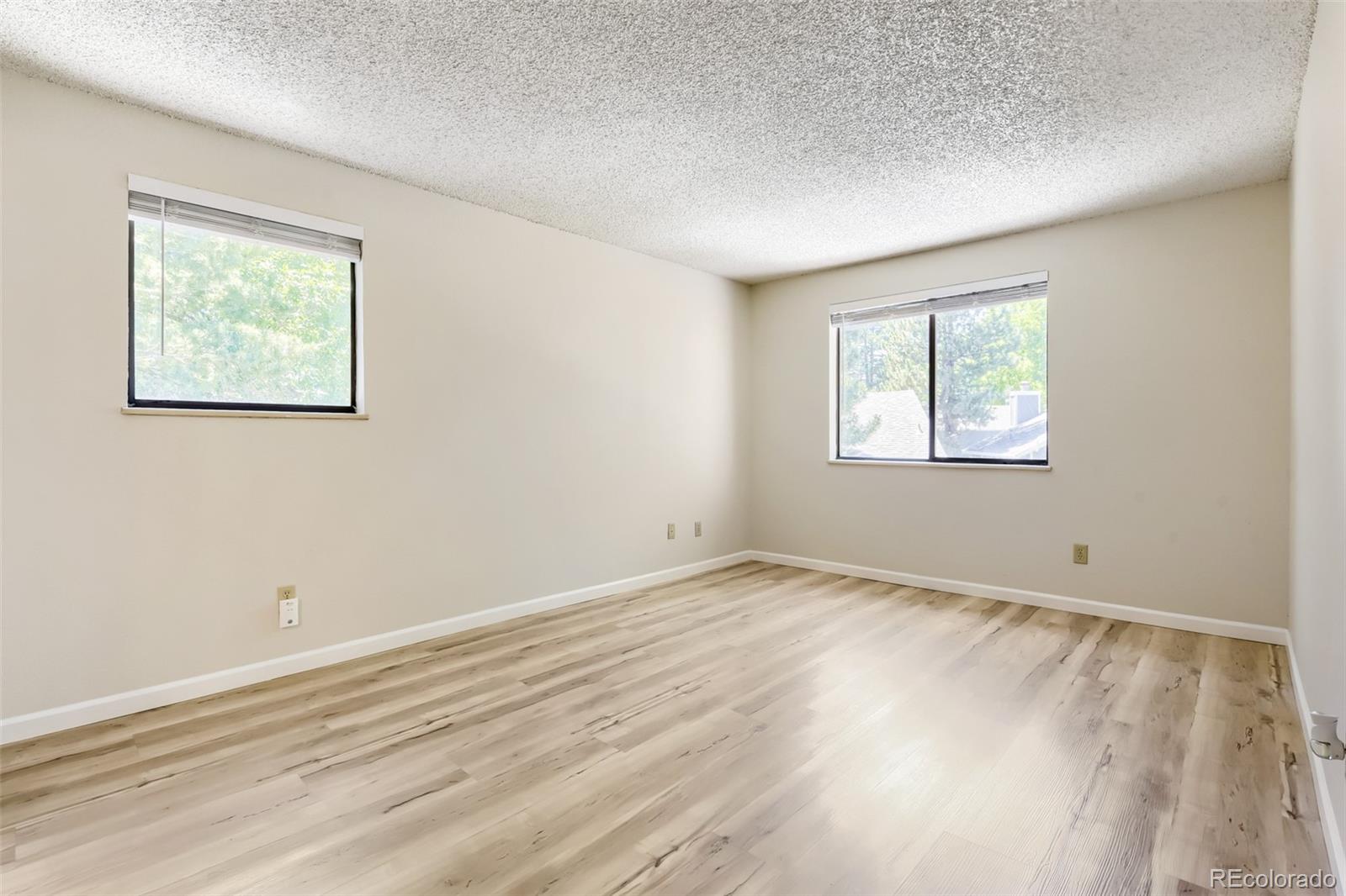 MLS Image #6 for 10253 e peakview avenue b203,englewood, Colorado