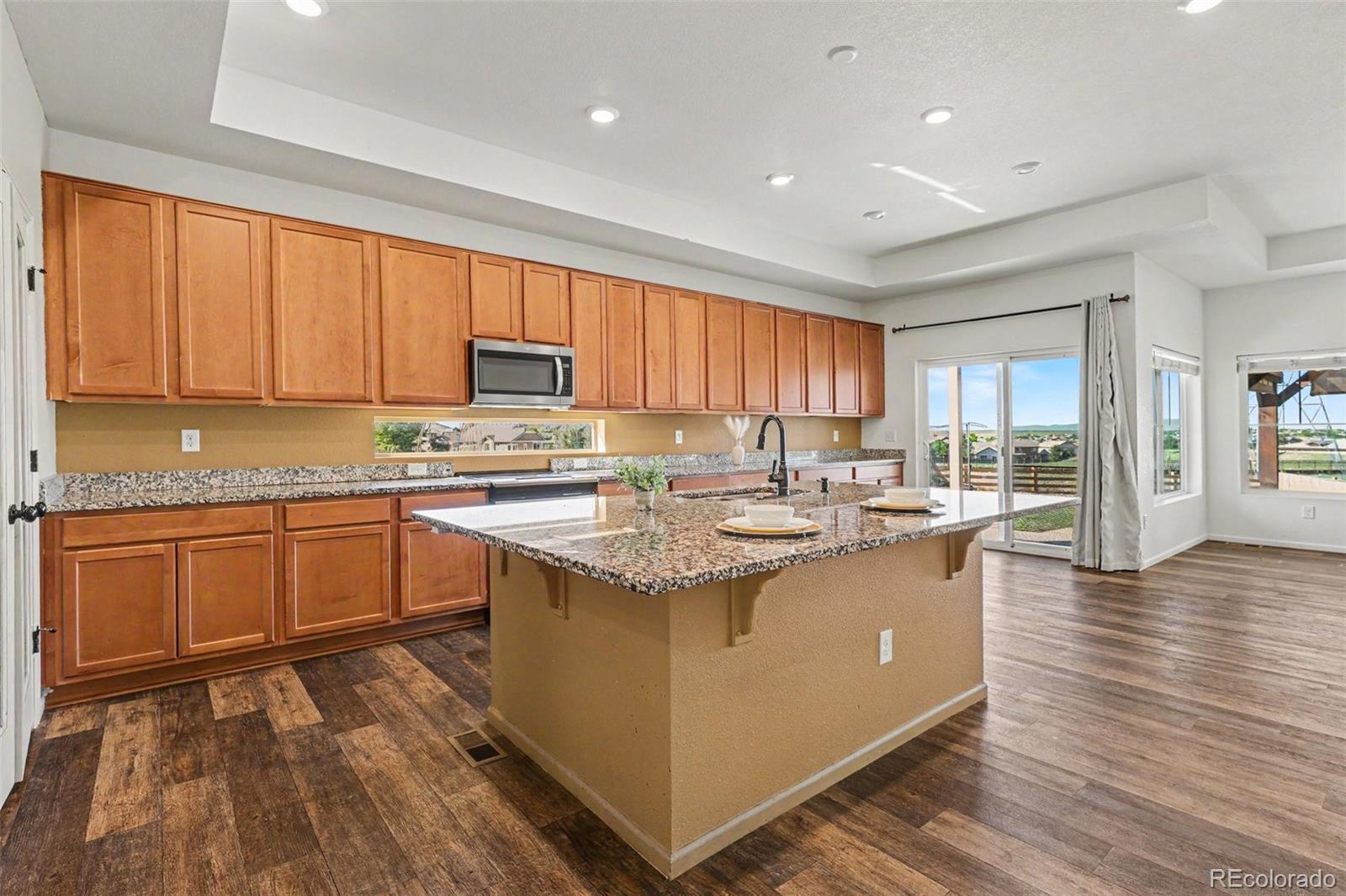 MLS Image #5 for 10303  pitkin court,commerce city, Colorado