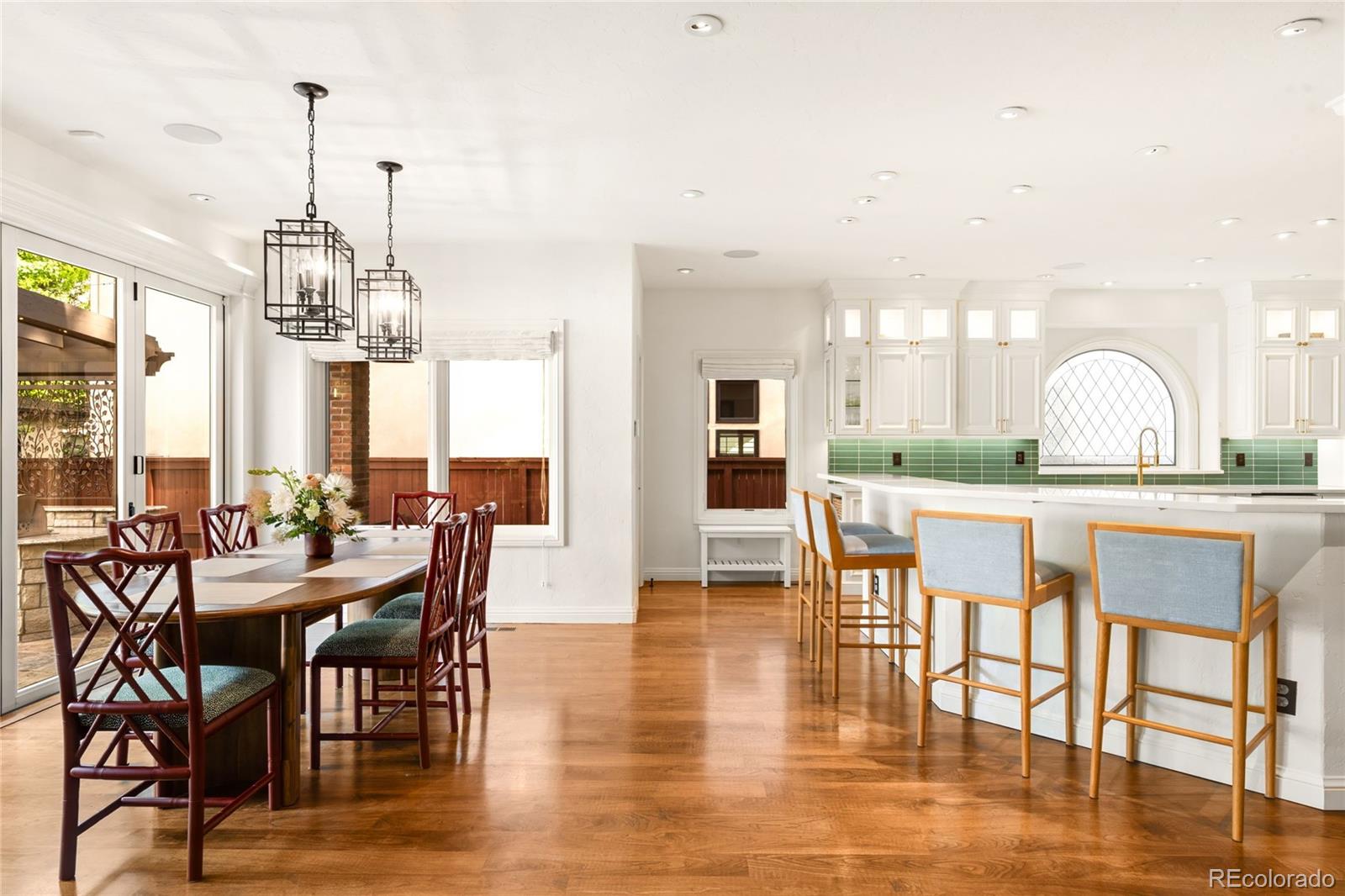 MLS Image #11 for 2534 s saint paul street,denver, Colorado