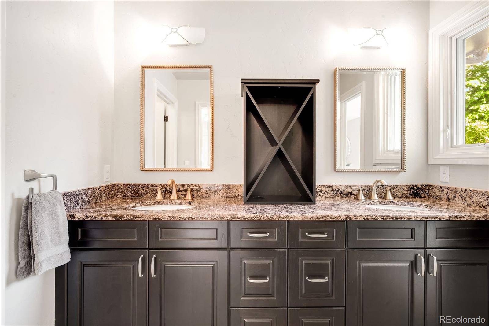 MLS Image #29 for 2534 s saint paul street,denver, Colorado