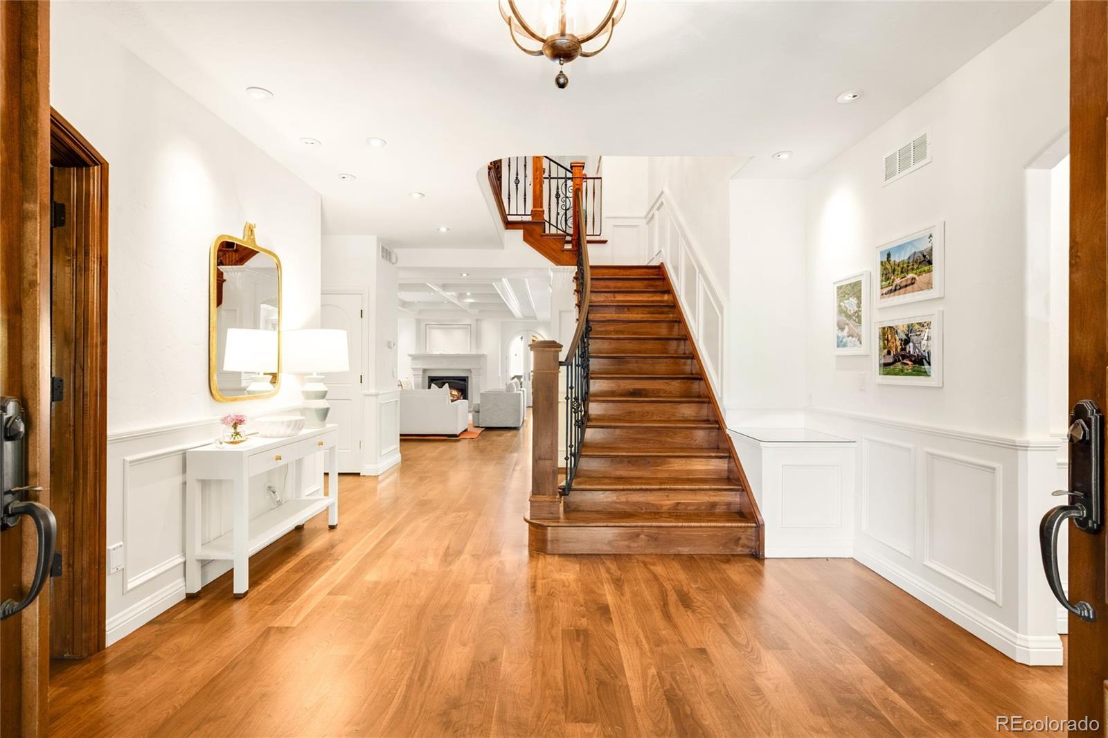 MLS Image #3 for 2534 s saint paul street,denver, Colorado