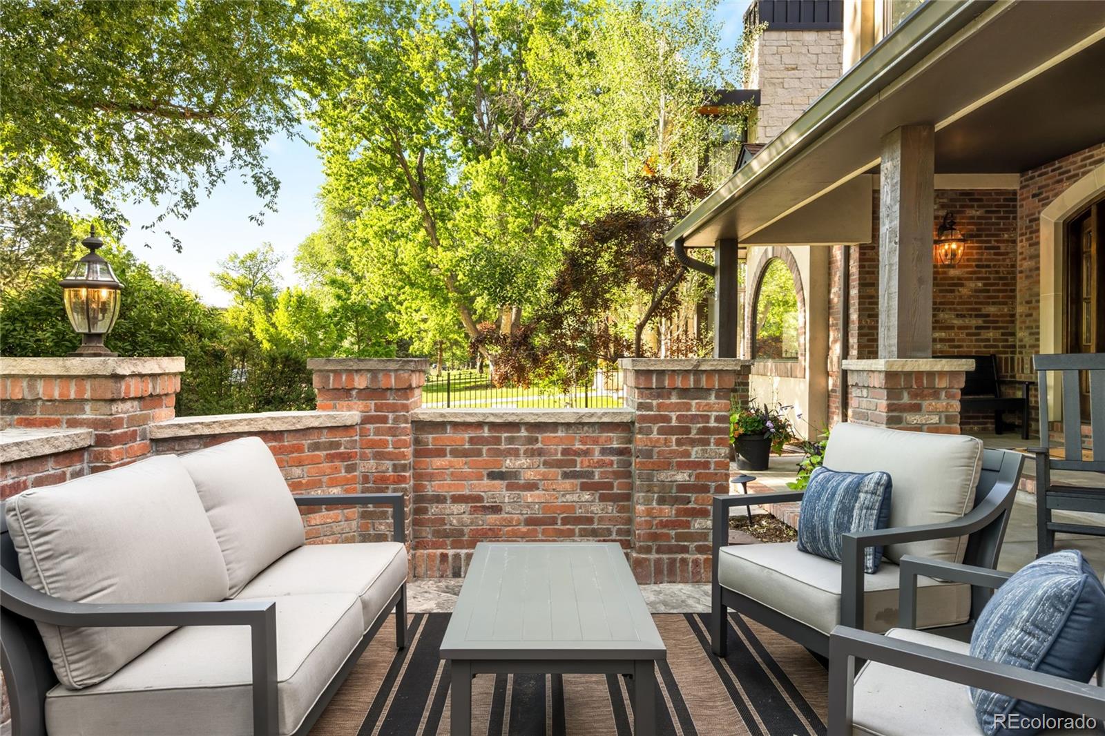 MLS Image #6 for 2534 s saint paul street,denver, Colorado