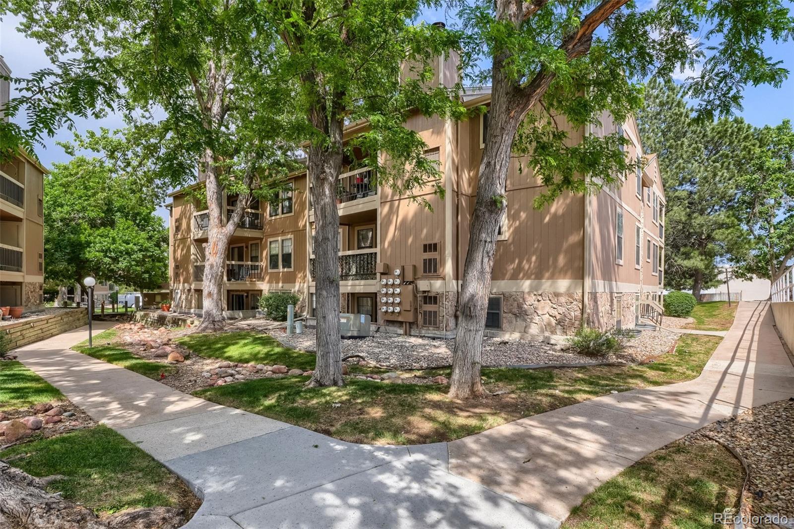 MLS Image #20 for 10910 w florida avenue,lakewood, Colorado