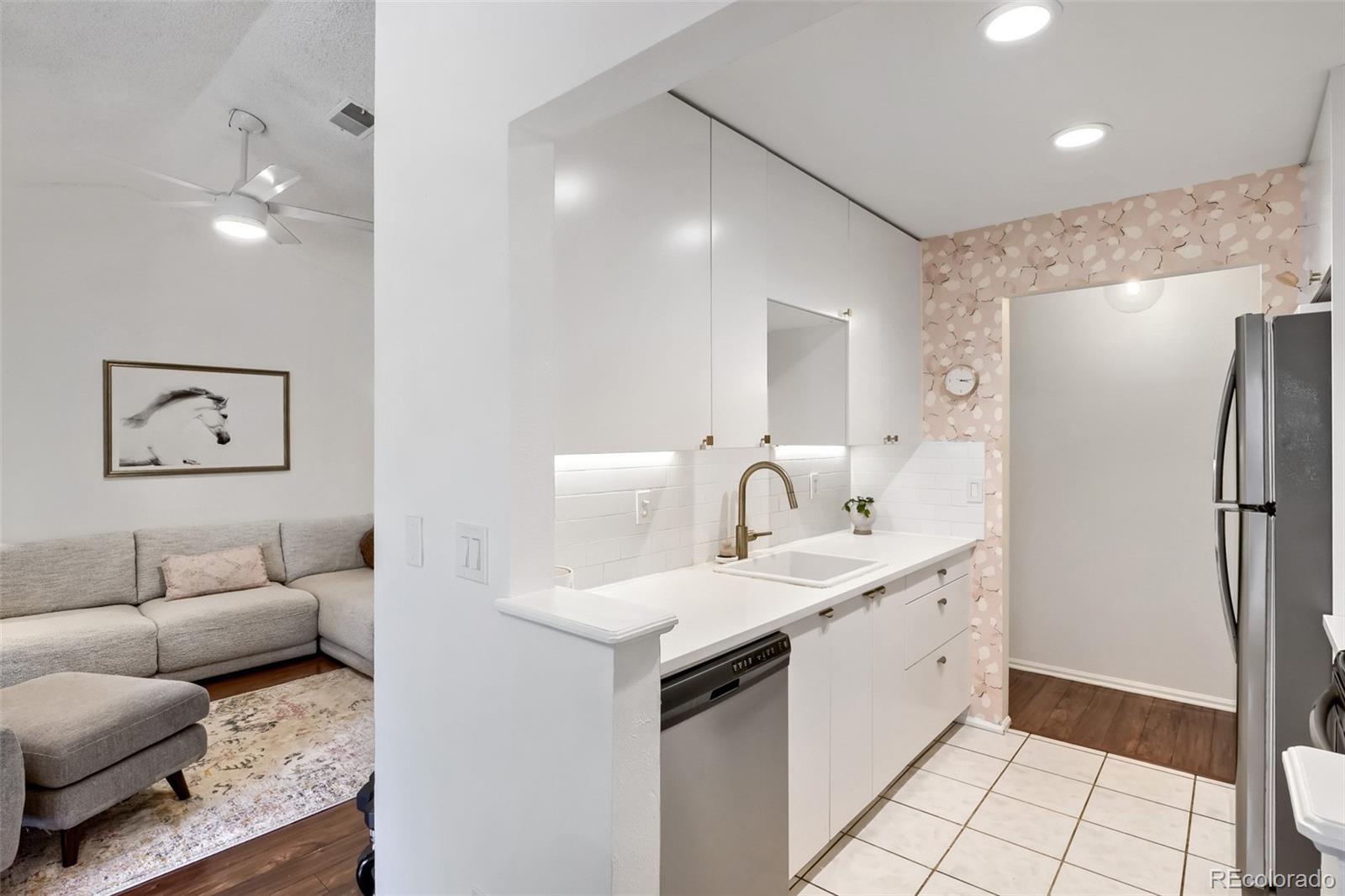 MLS Image #6 for 10910 w florida avenue,lakewood, Colorado