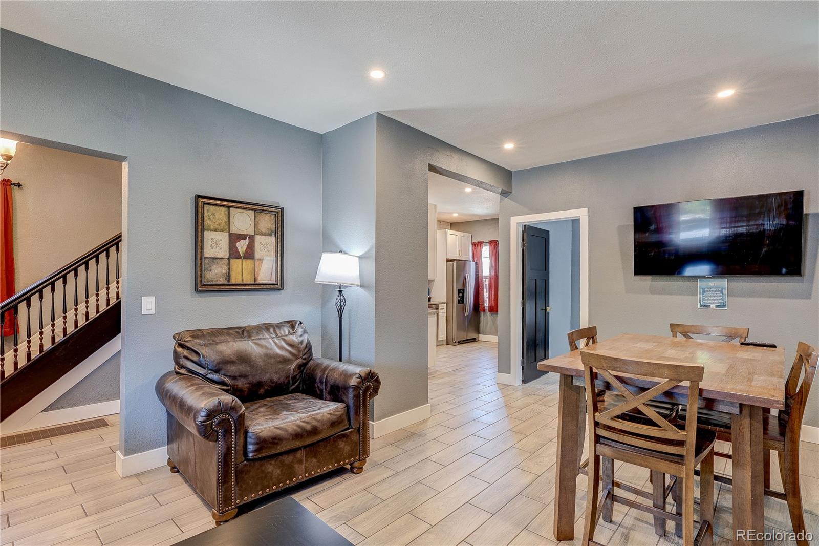 MLS Image #13 for 638 s lincoln street,denver, Colorado