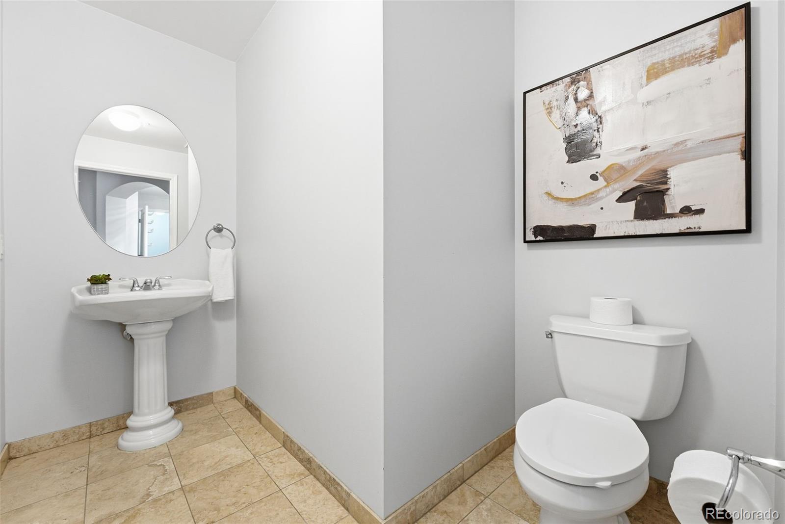 MLS Image #19 for 925 n lincoln street,denver, Colorado
