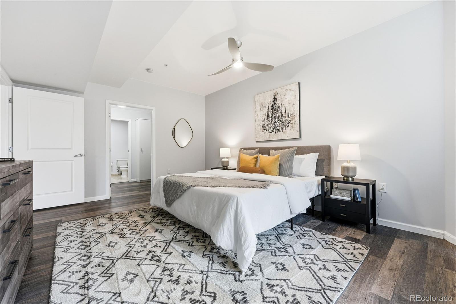 MLS Image #30 for 925 n lincoln street,denver, Colorado