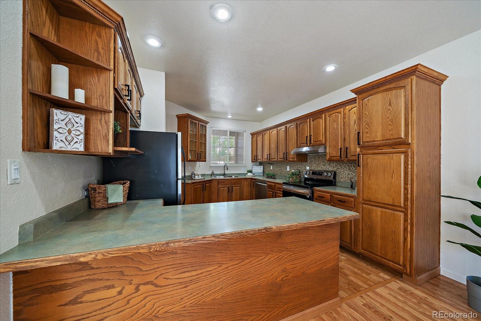 MLS Image #8 for 6323  braun lane,arvada, Colorado