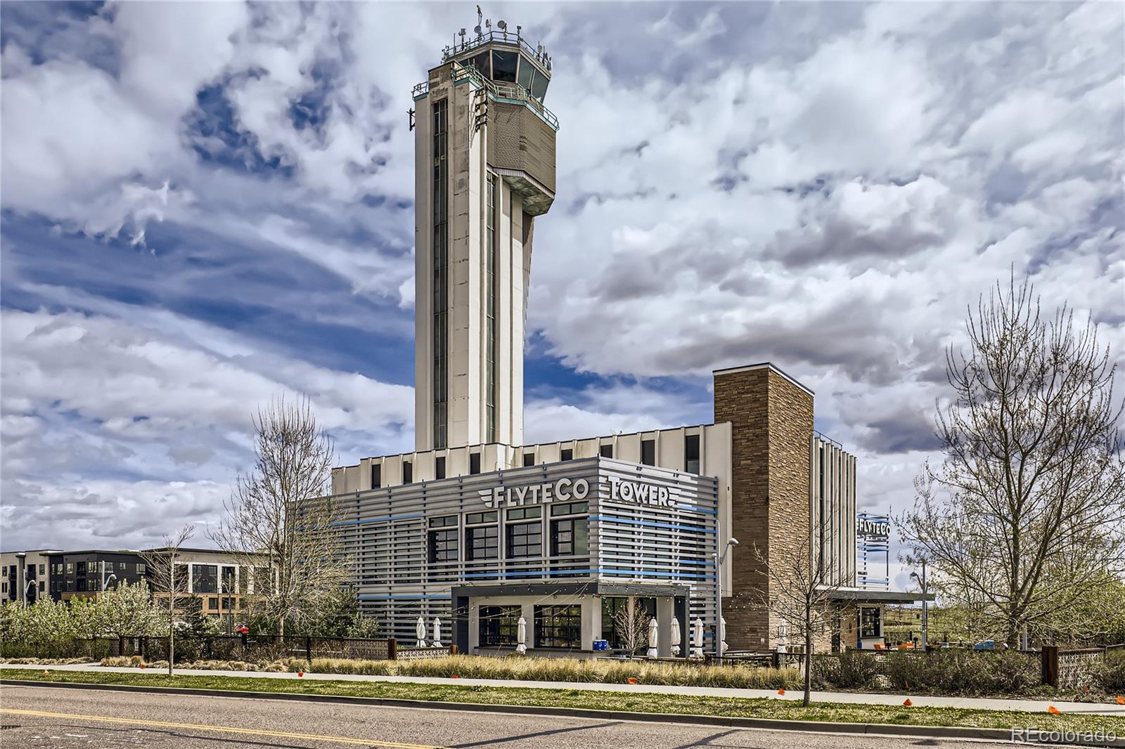 MLS Image #40 for 9731 e 34th place,denver, Colorado