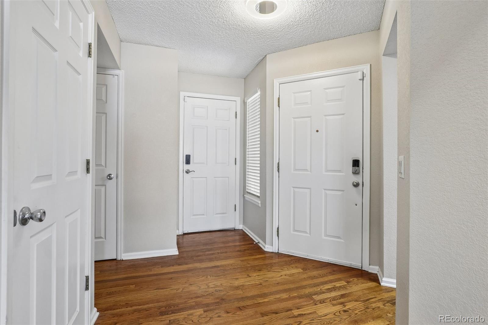 MLS Image #14 for 1983 s xenia way,denver, Colorado