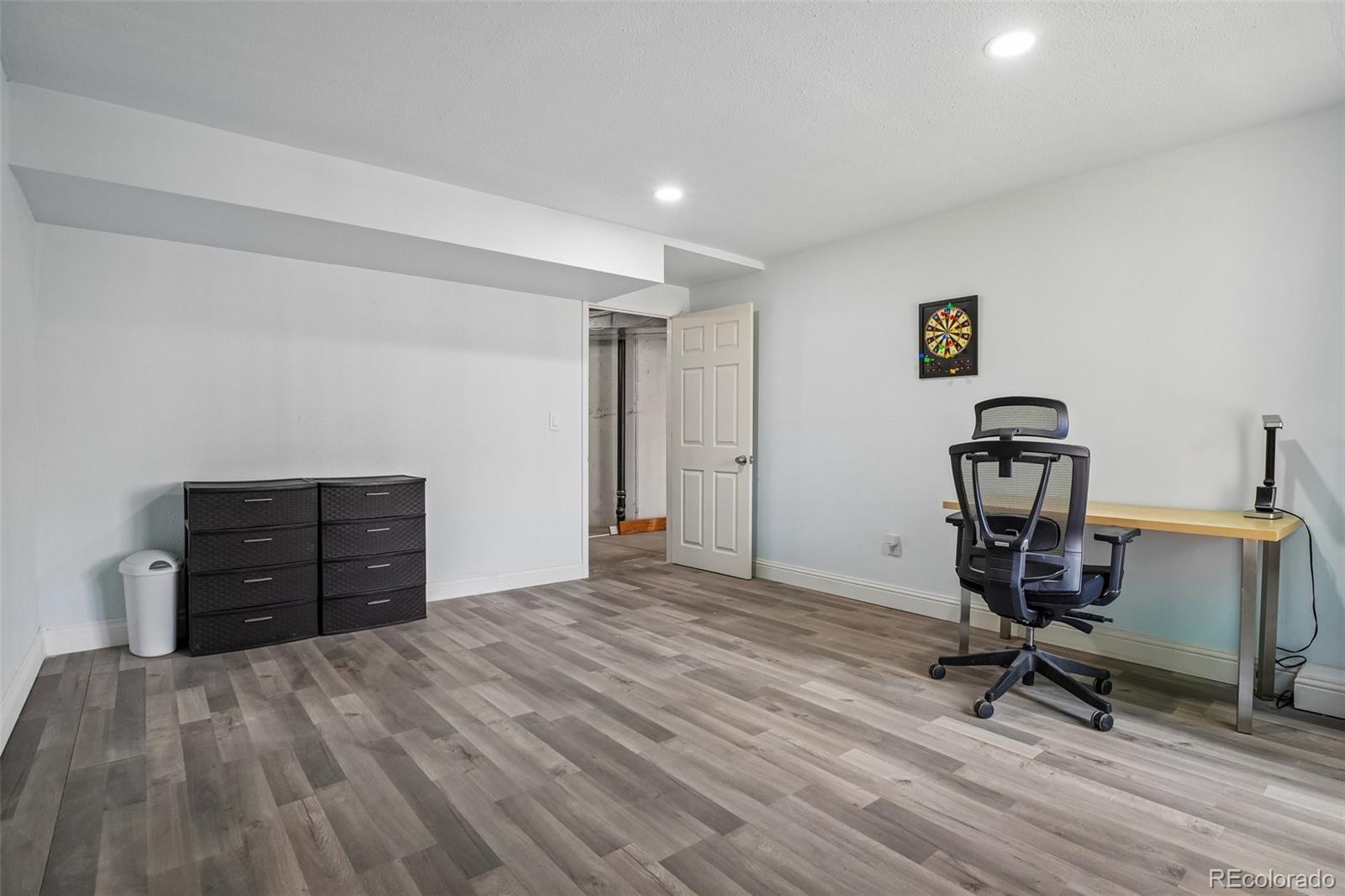 MLS Image #31 for 1983 s xenia way,denver, Colorado