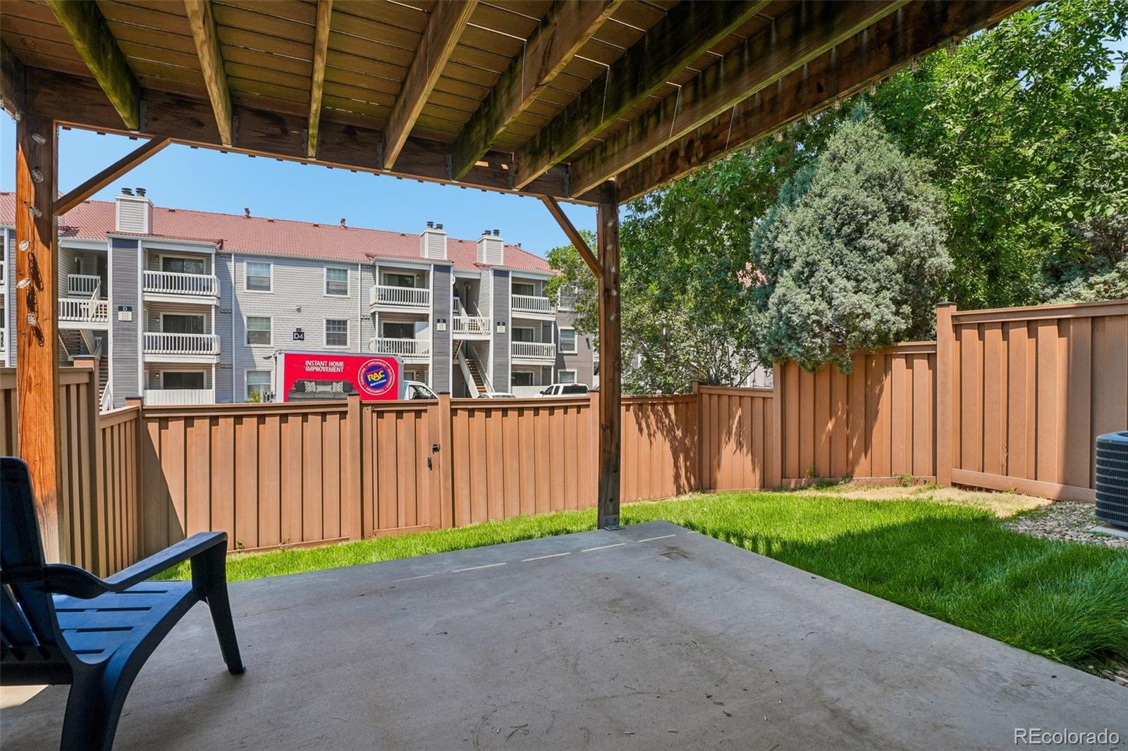 MLS Image #37 for 1983 s xenia way,denver, Colorado