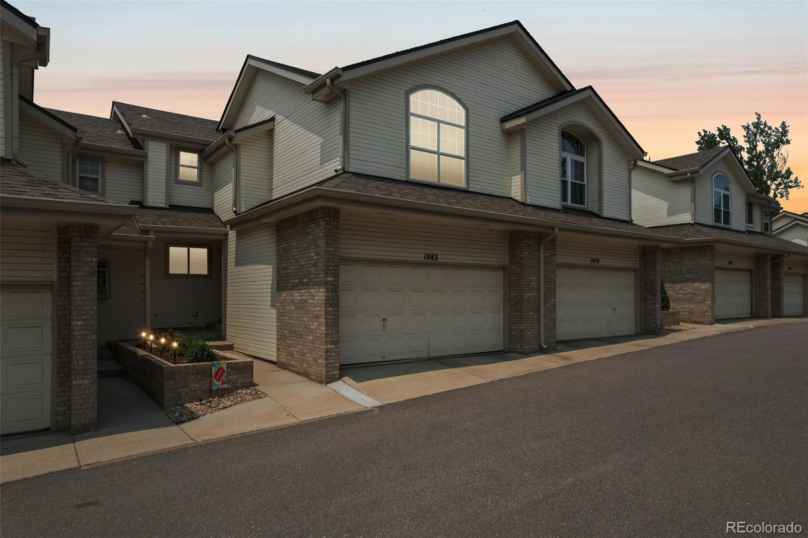 MLS Image #45 for 1983 s xenia way,denver, Colorado