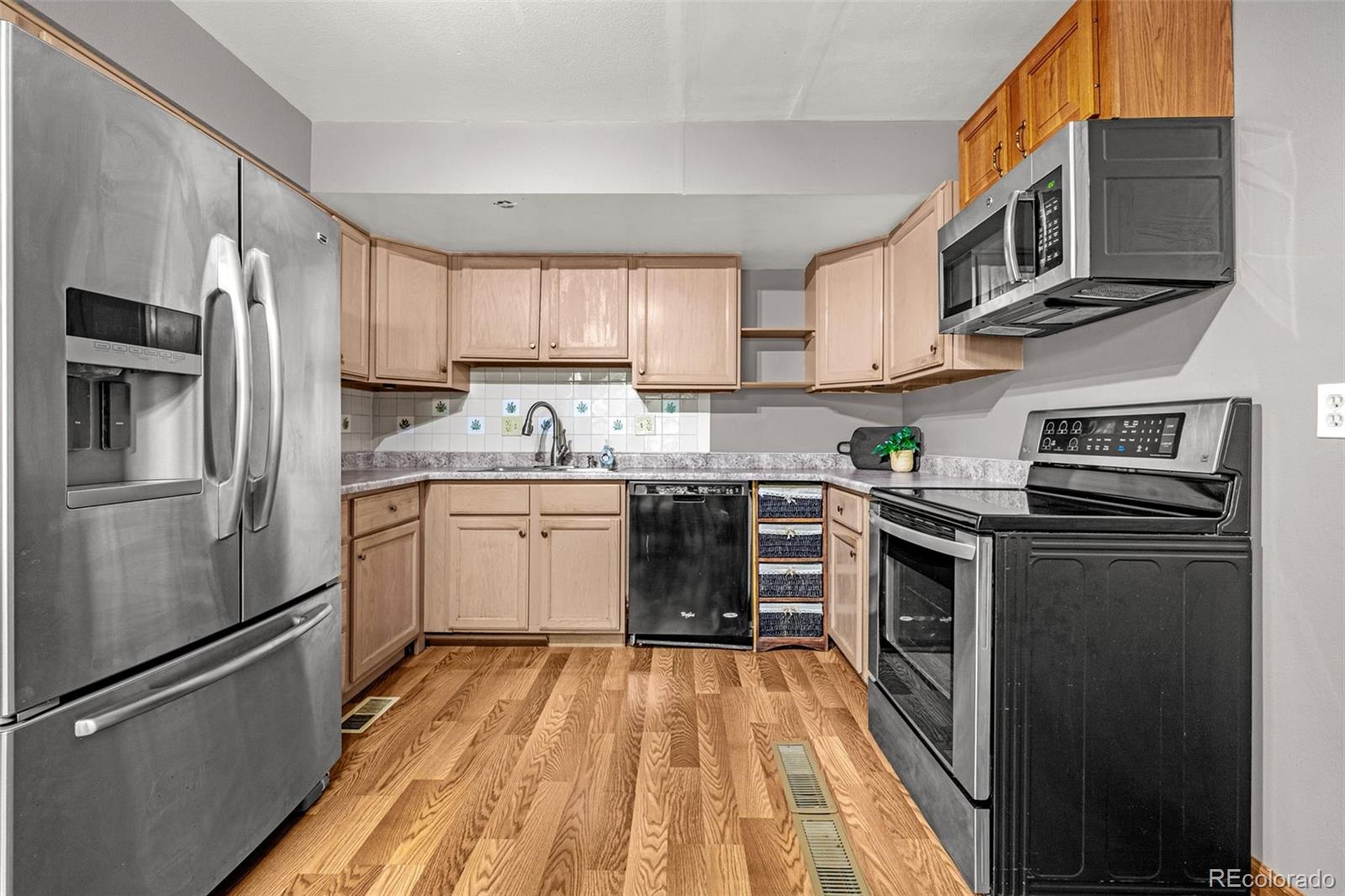 MLS Image #6 for 1264  cree drive,colorado springs, Colorado