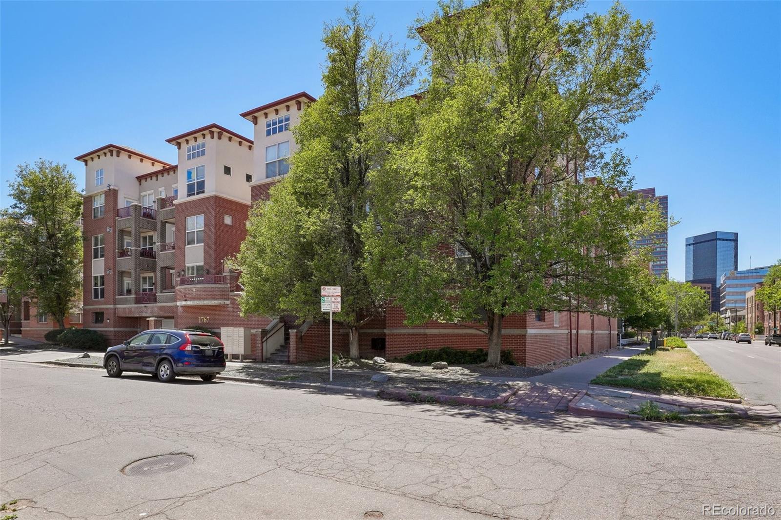 MLS Image #2 for 1767 n pearl street,denver, Colorado