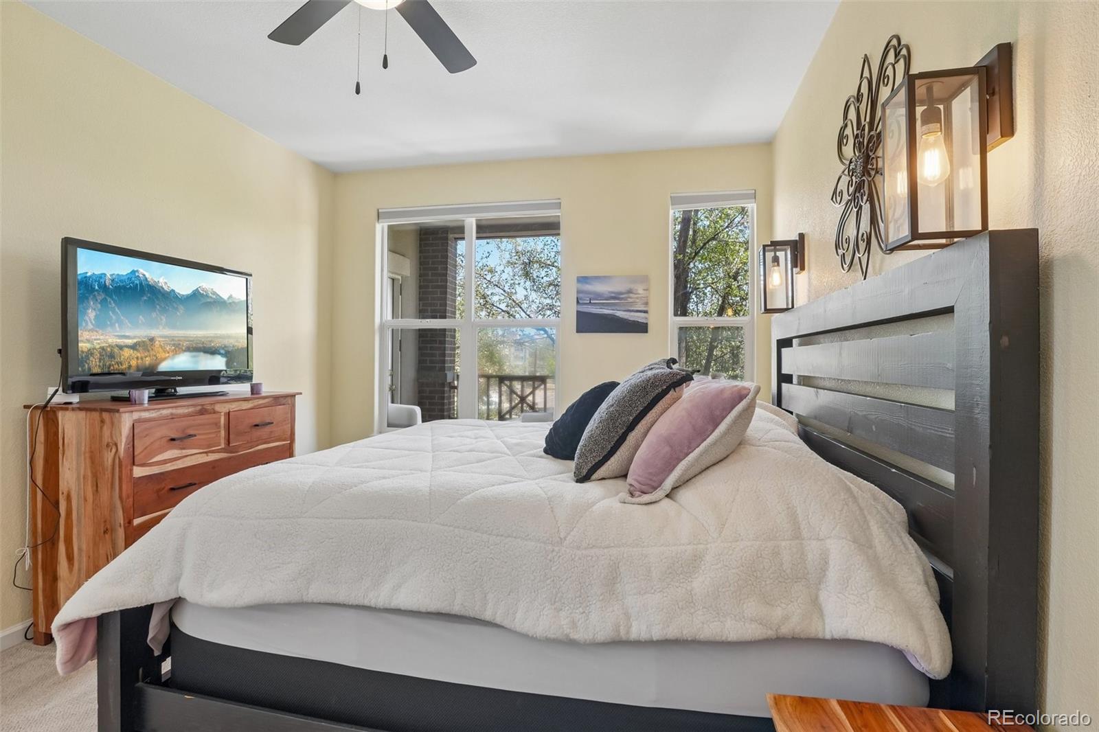 MLS Image #21 for 1767 n pearl street,denver, Colorado