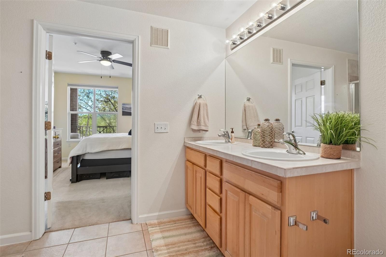 MLS Image #24 for 1767 n pearl street,denver, Colorado