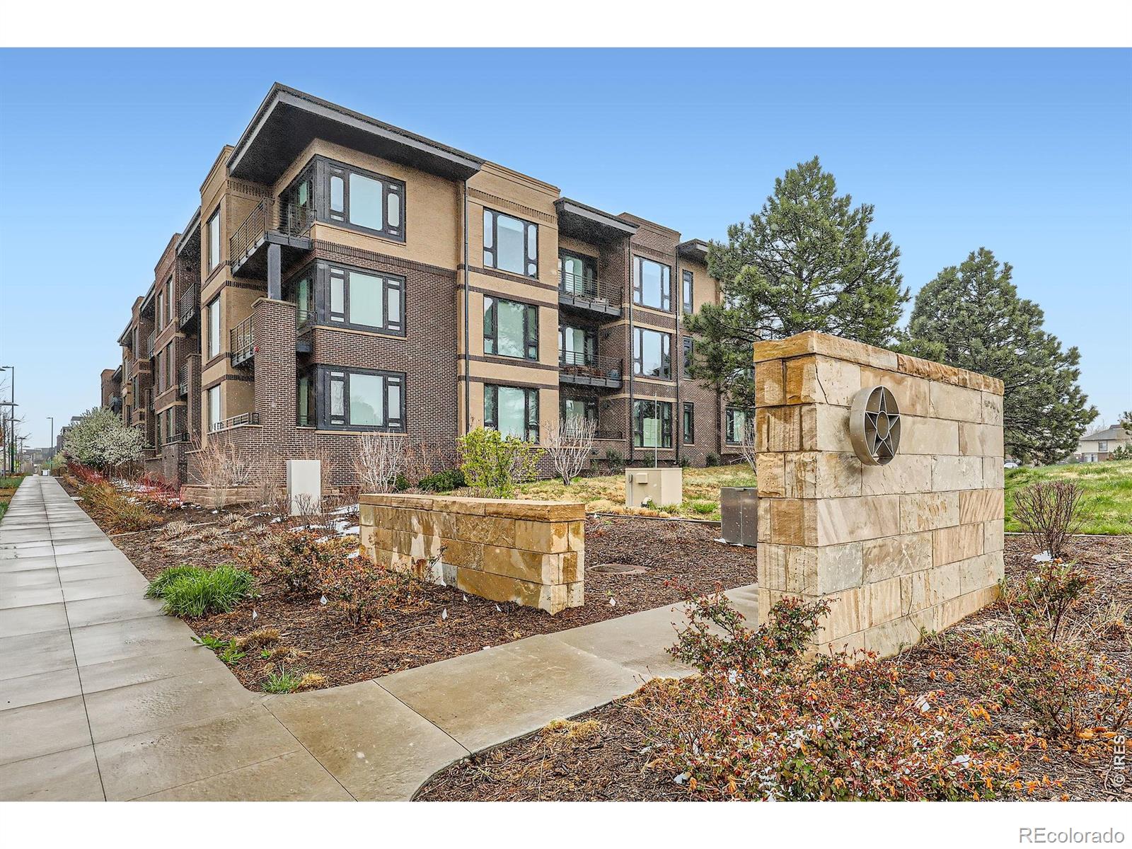 MLS Image #1 for 6618 e lowry boulevard,denver, Colorado