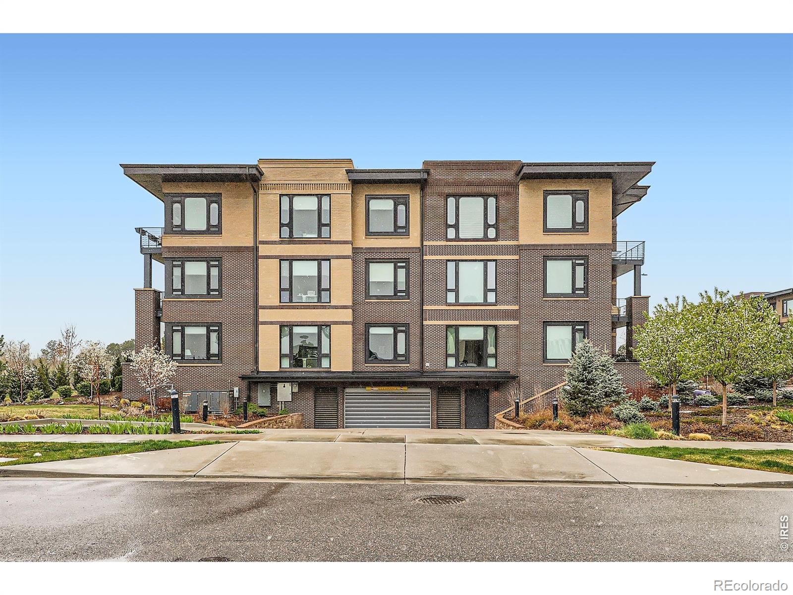 MLS Image #27 for 6618 e lowry boulevard,denver, Colorado
