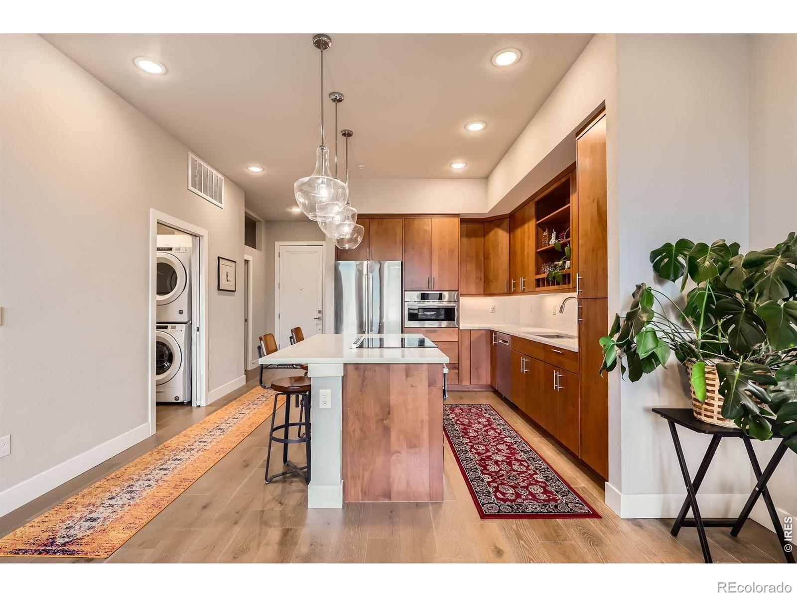 MLS Image #5 for 6618 e lowry boulevard,denver, Colorado