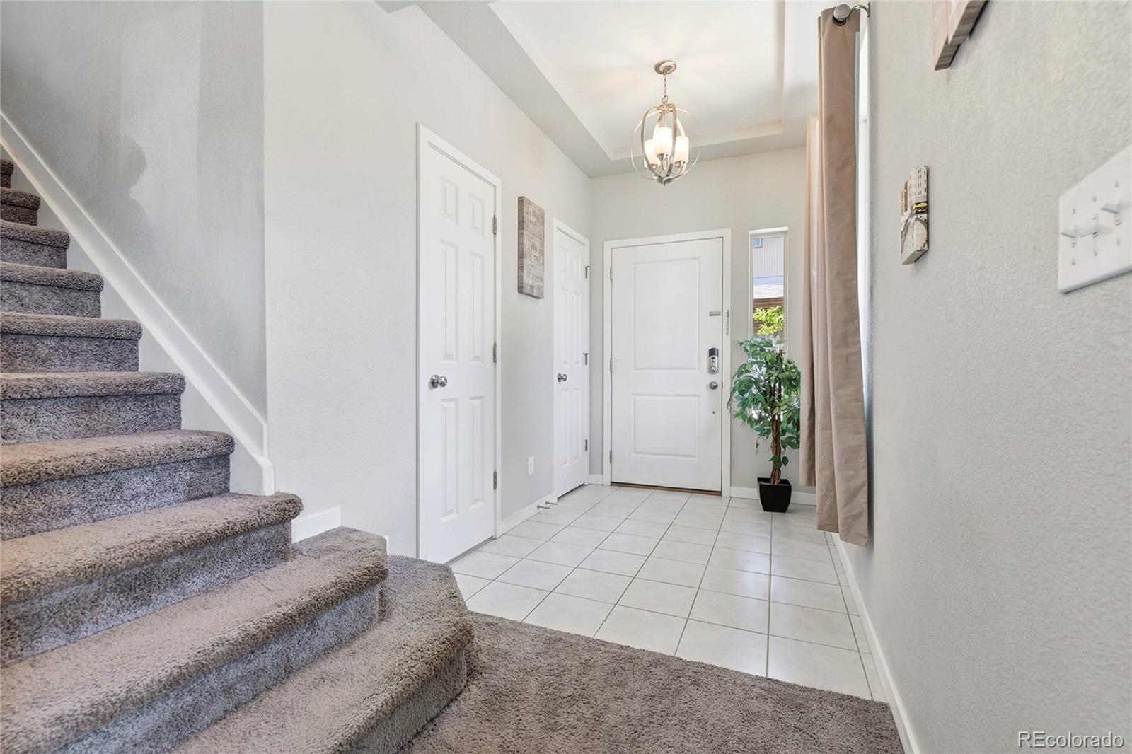MLS Image #11 for 17975 e 54th avenue,aurora, Colorado