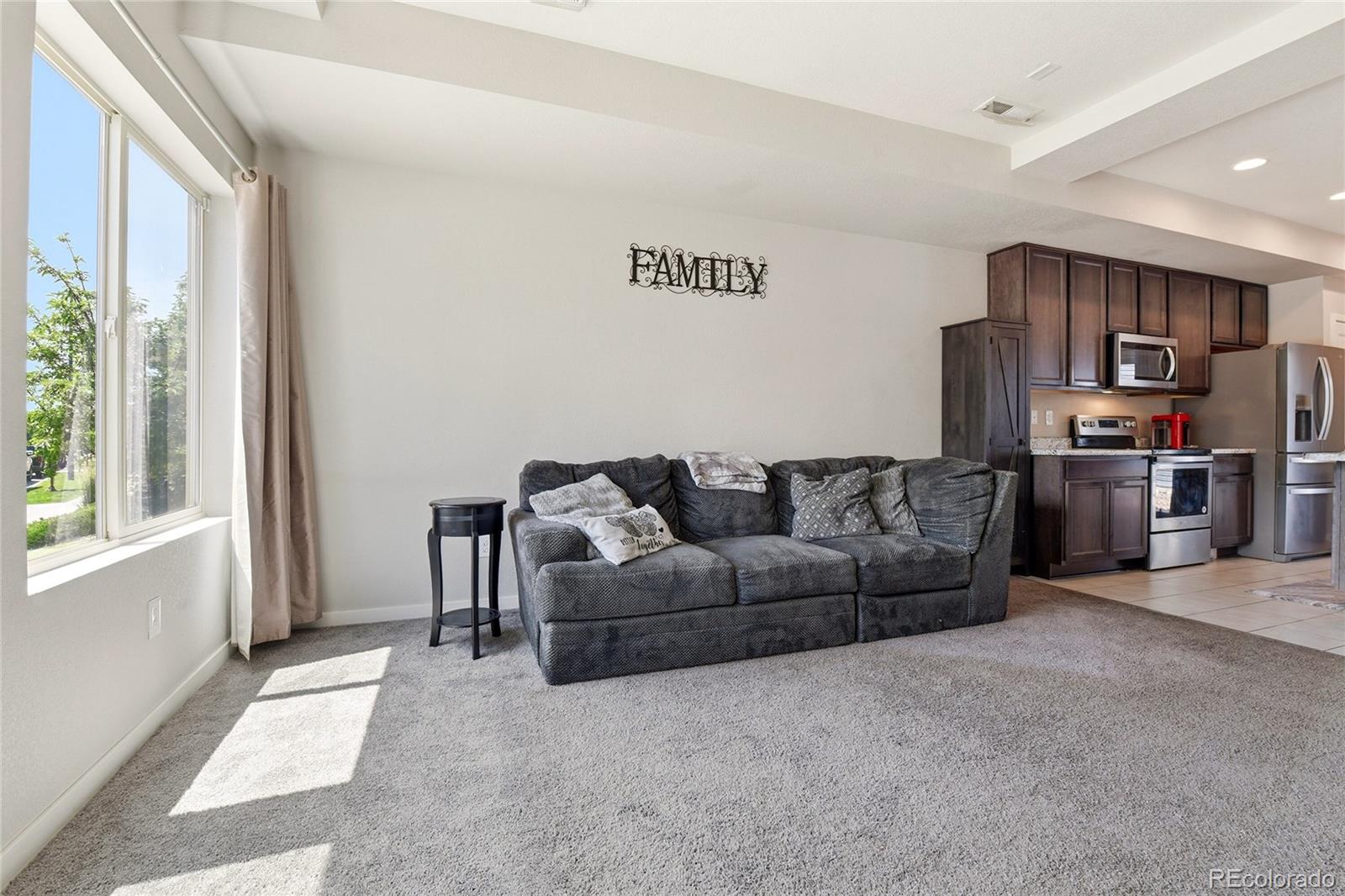 MLS Image #13 for 17975 e 54th avenue,aurora, Colorado