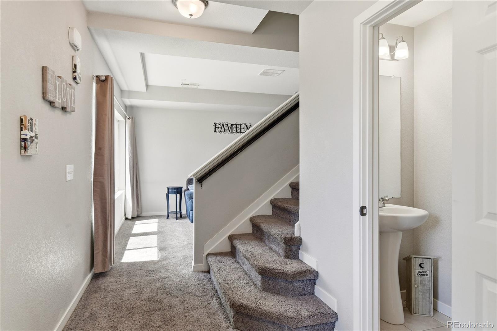 MLS Image #33 for 17975 e 54th avenue,aurora, Colorado