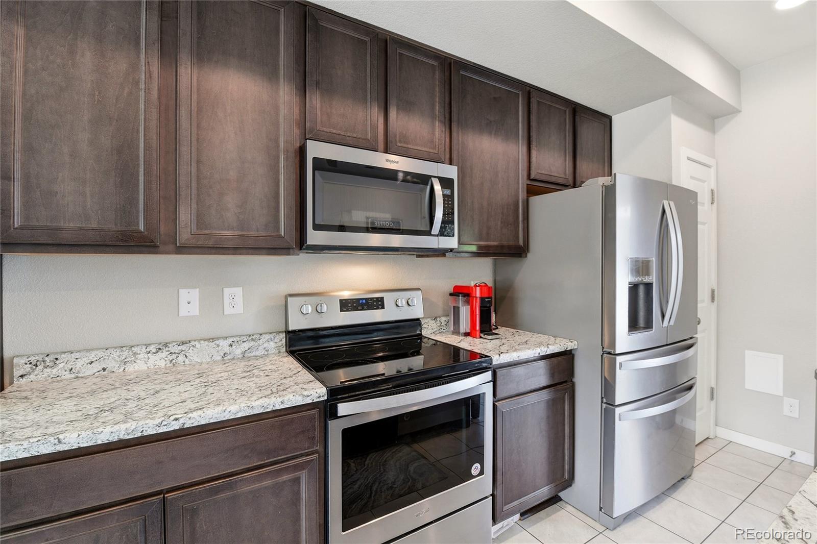MLS Image #4 for 17975 e 54th avenue,aurora, Colorado