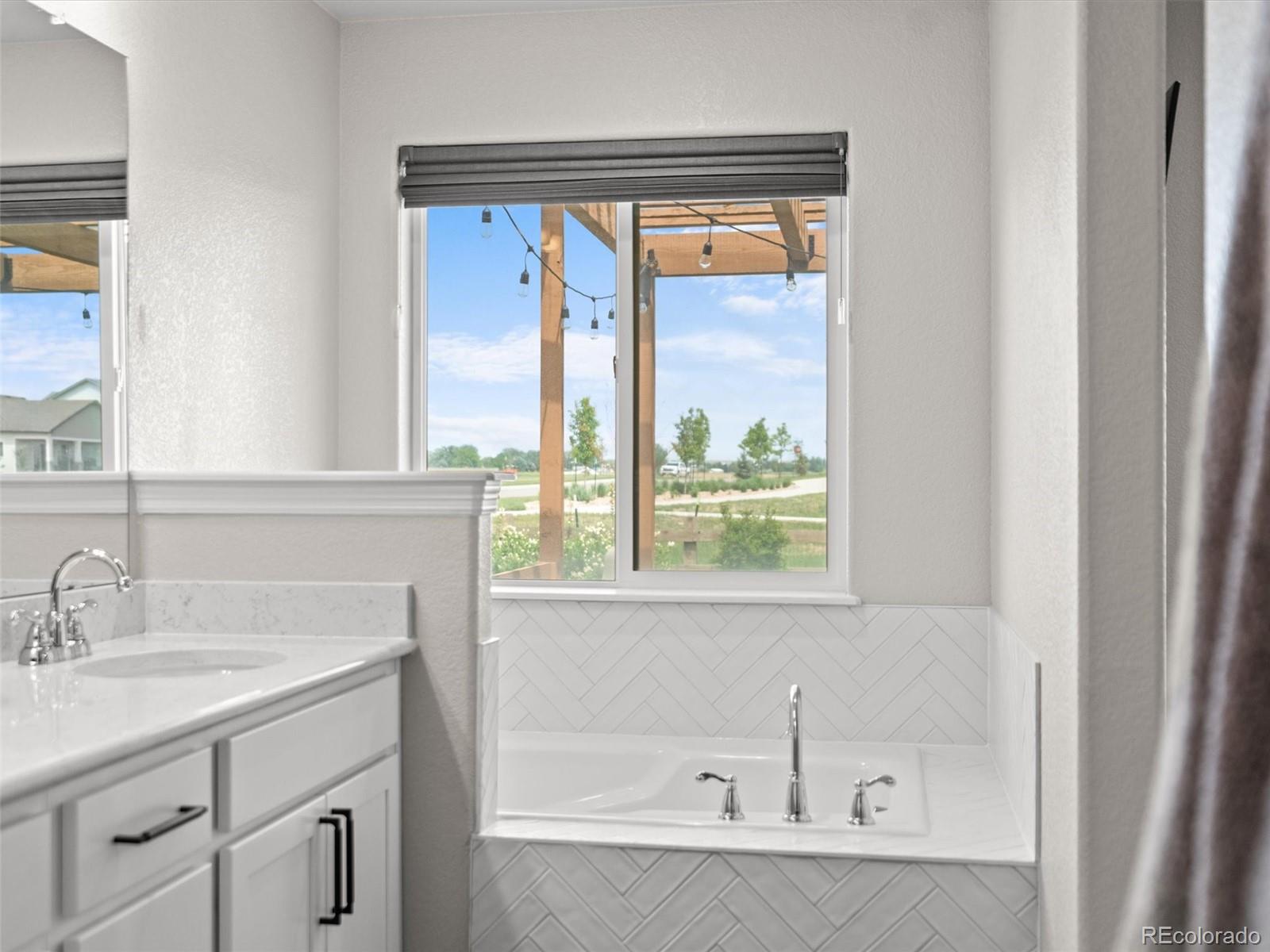 MLS Image #33 for 1242  larimer ridge parkway,timnath, Colorado