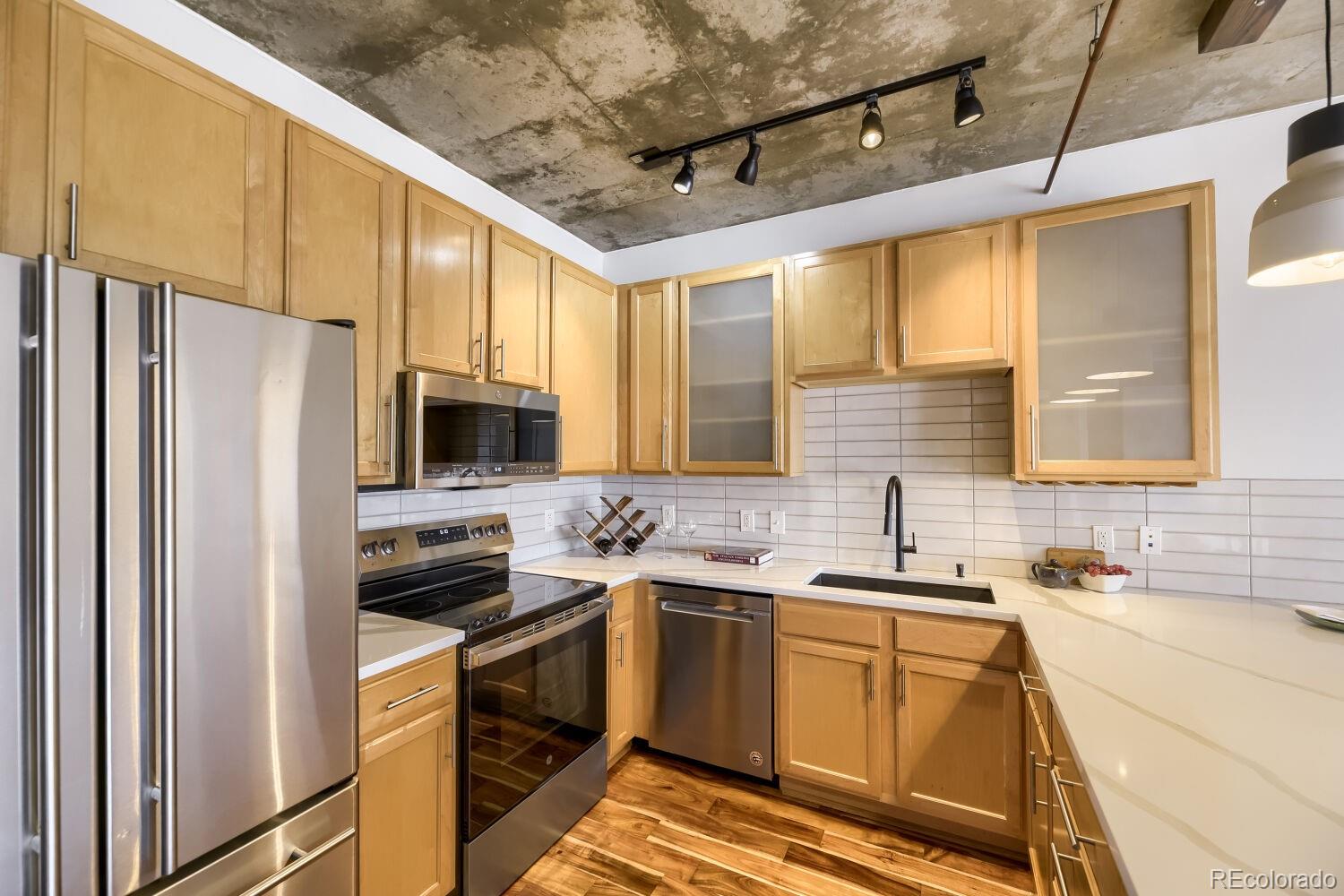 MLS Image #10 for 1475  delgany street,denver, Colorado