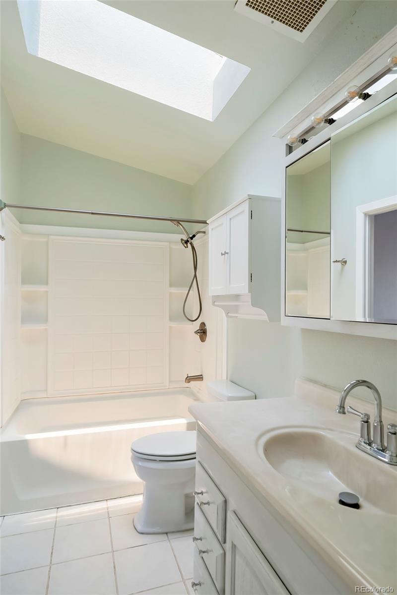 MLS Image #18 for 10694 e asbury avenue,aurora, Colorado