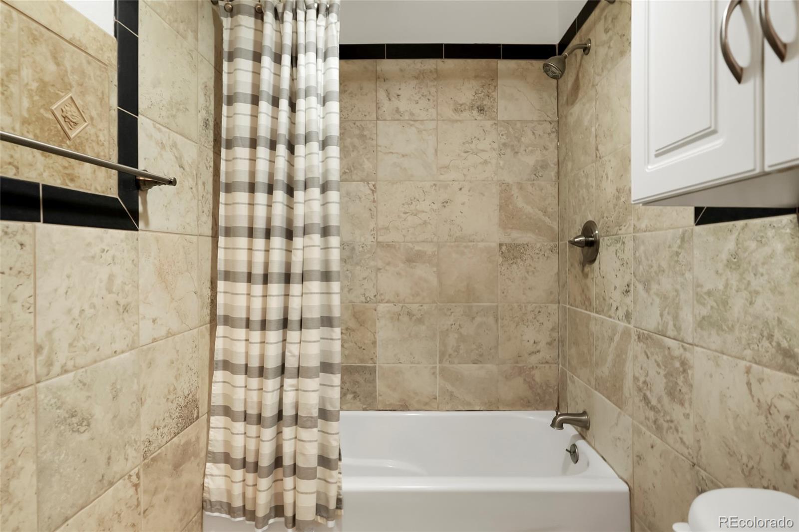 MLS Image #25 for 10694 e asbury avenue,aurora, Colorado