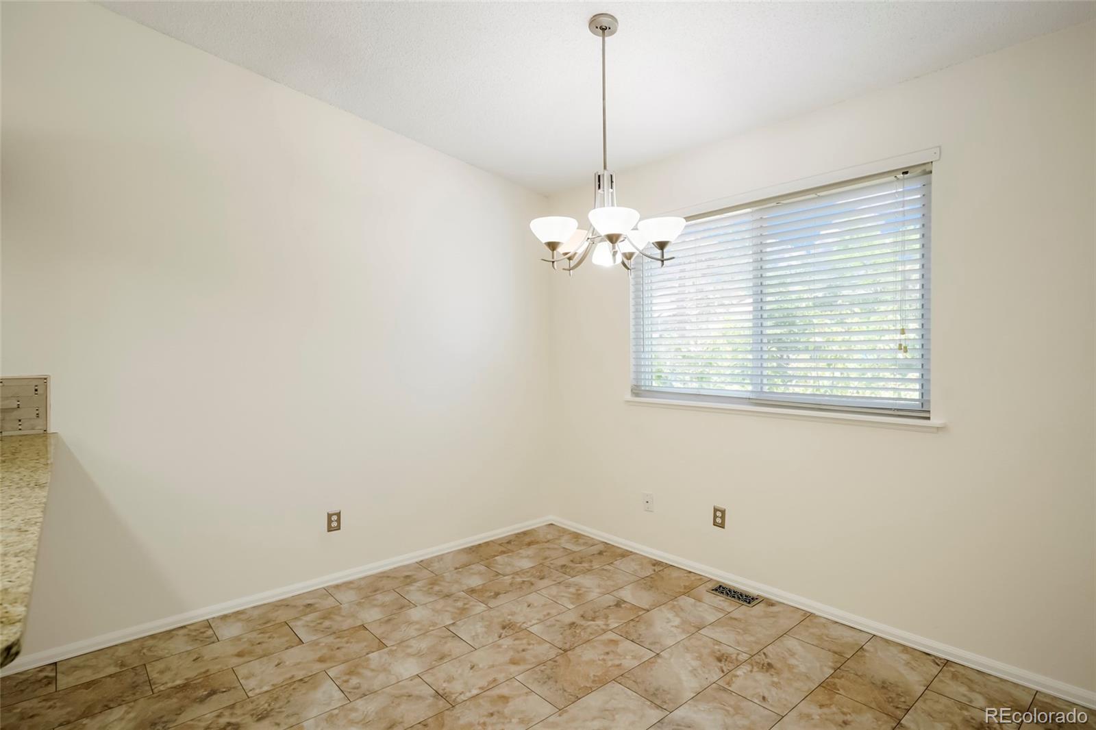 MLS Image #8 for 10694 e asbury avenue,aurora, Colorado