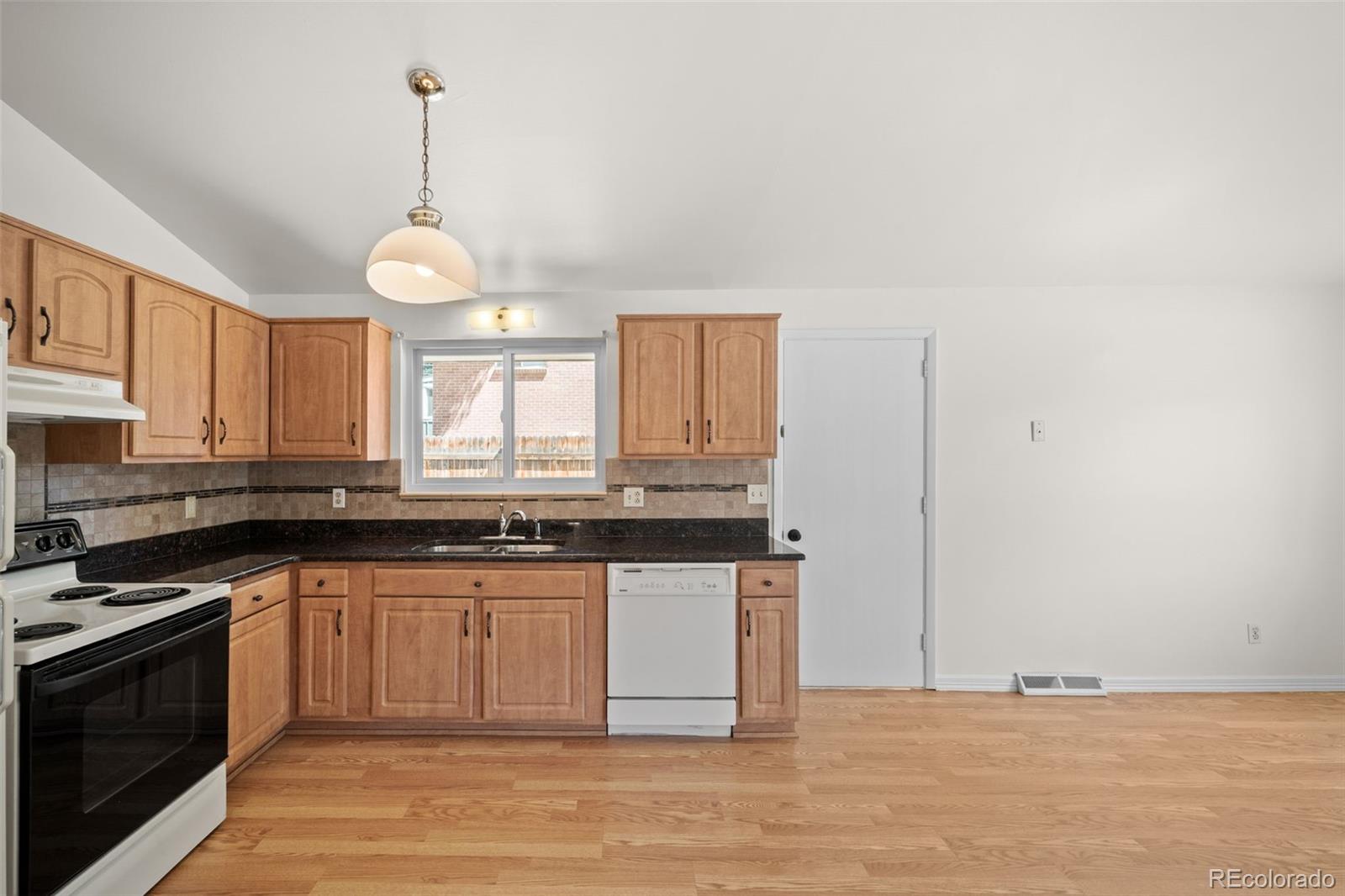 MLS Image #11 for 1521  utah street,golden, Colorado